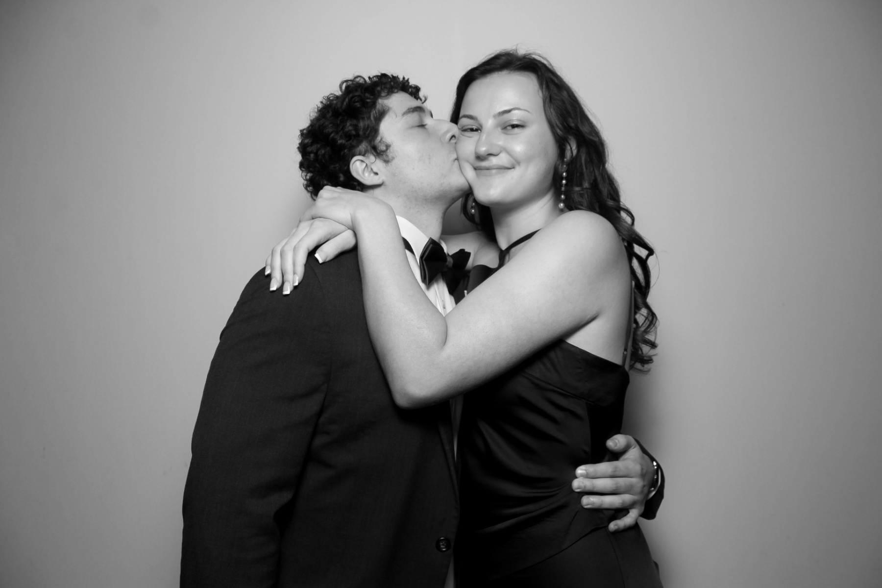 Zoe & Carson Reception | View more photos from the event at gallery.photoboothcincy.com/u/PhotoBoothCincy/Zoe-Carson-Reception