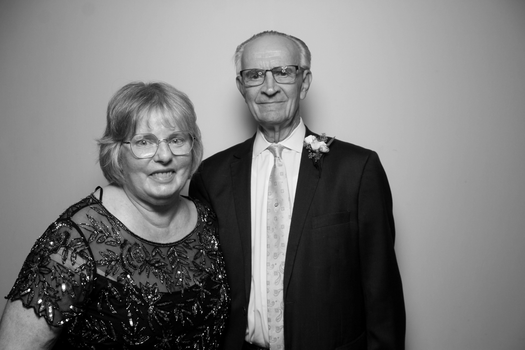 Zoe & Carson Reception | View more photos from the event at gallery.photoboothcincy.com/u/PhotoBoothCincy/Zoe-Carson-Reception