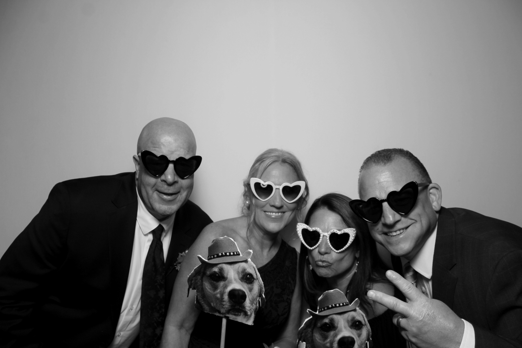Zoe & Carson Reception | View more photos from the event at gallery.photoboothcincy.com/u/PhotoBoothCincy/Zoe-Carson-Reception
