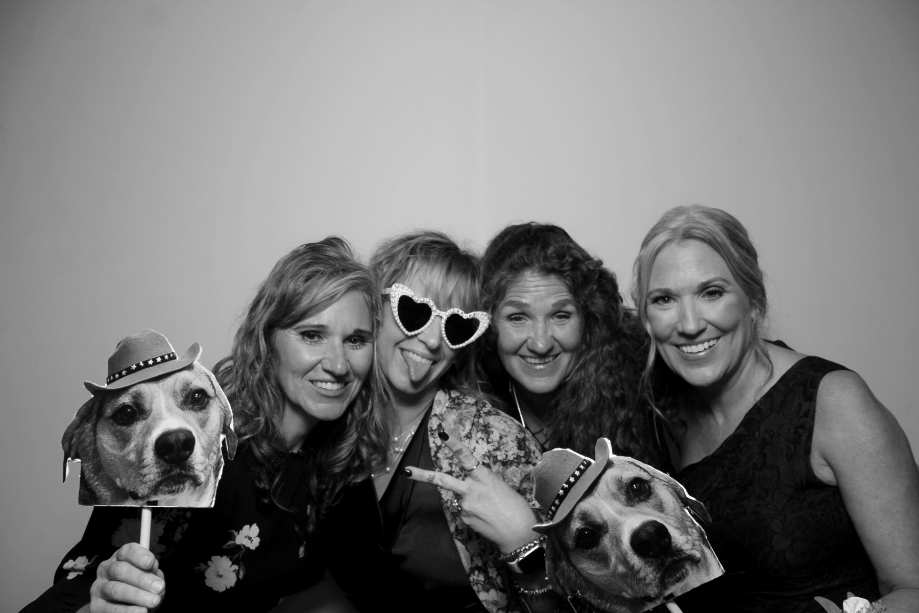 Zoe & Carson Reception | View more photos from the event at gallery.photoboothcincy.com/u/PhotoBoothCincy/Zoe-Carson-Reception