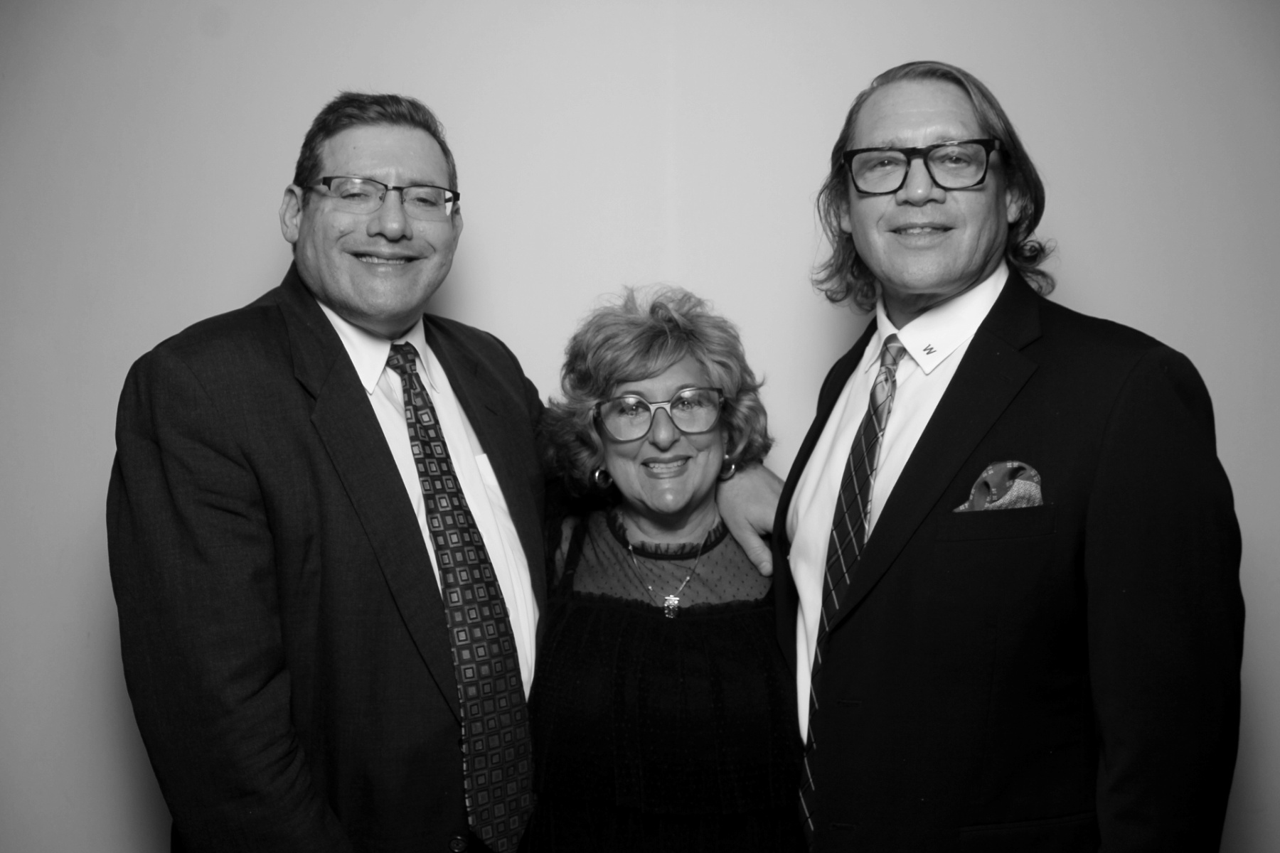 Zoe & Carson Reception | View more photos from the event at gallery.photoboothcincy.com/u/PhotoBoothCincy/Zoe-Carson-Reception
