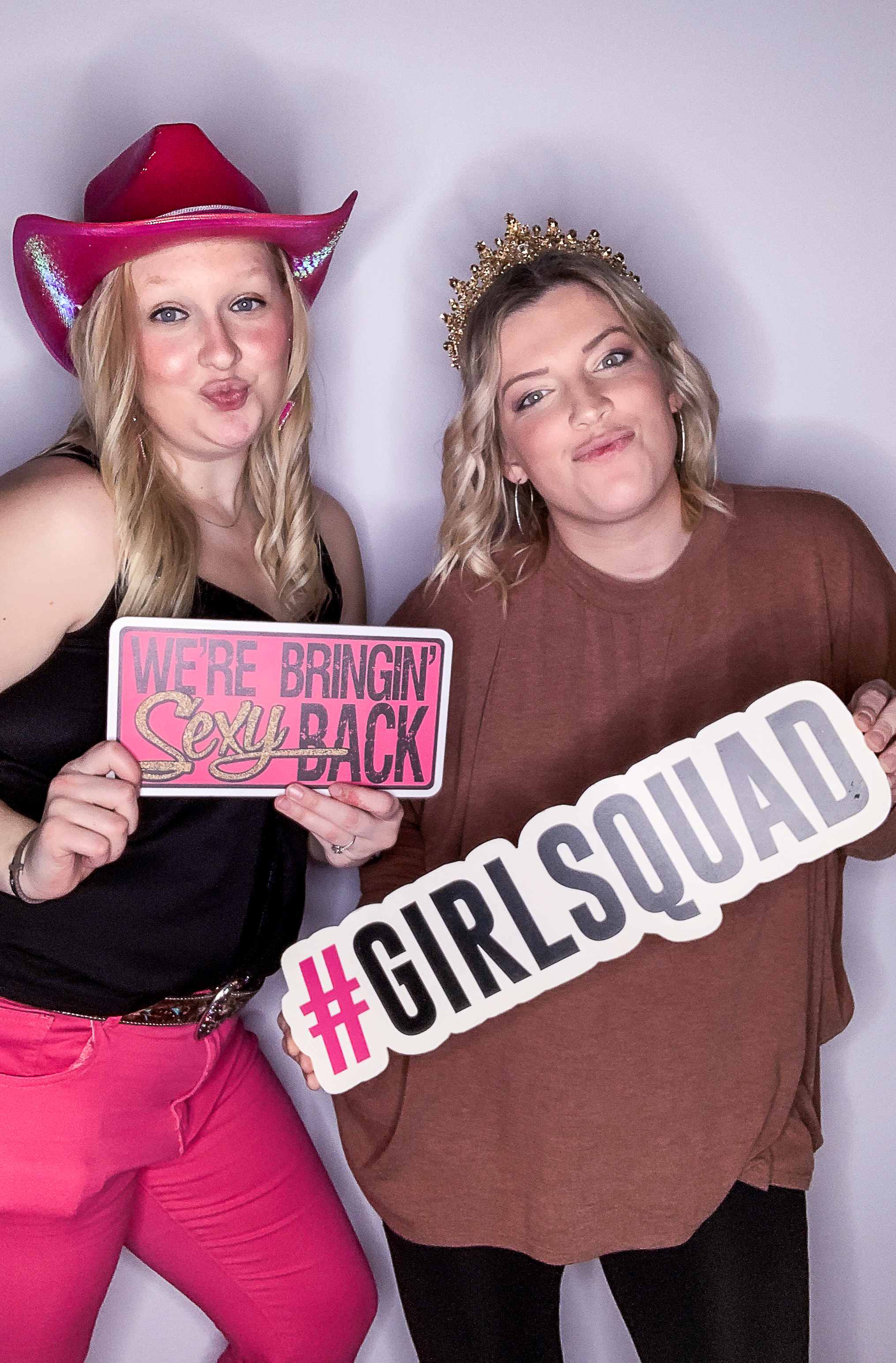 GALENTINE'S GNO | View more photos from the event at gallery.photoramitproductions.com/u/PhotoRAMITProductions/GALENTINES-GNO