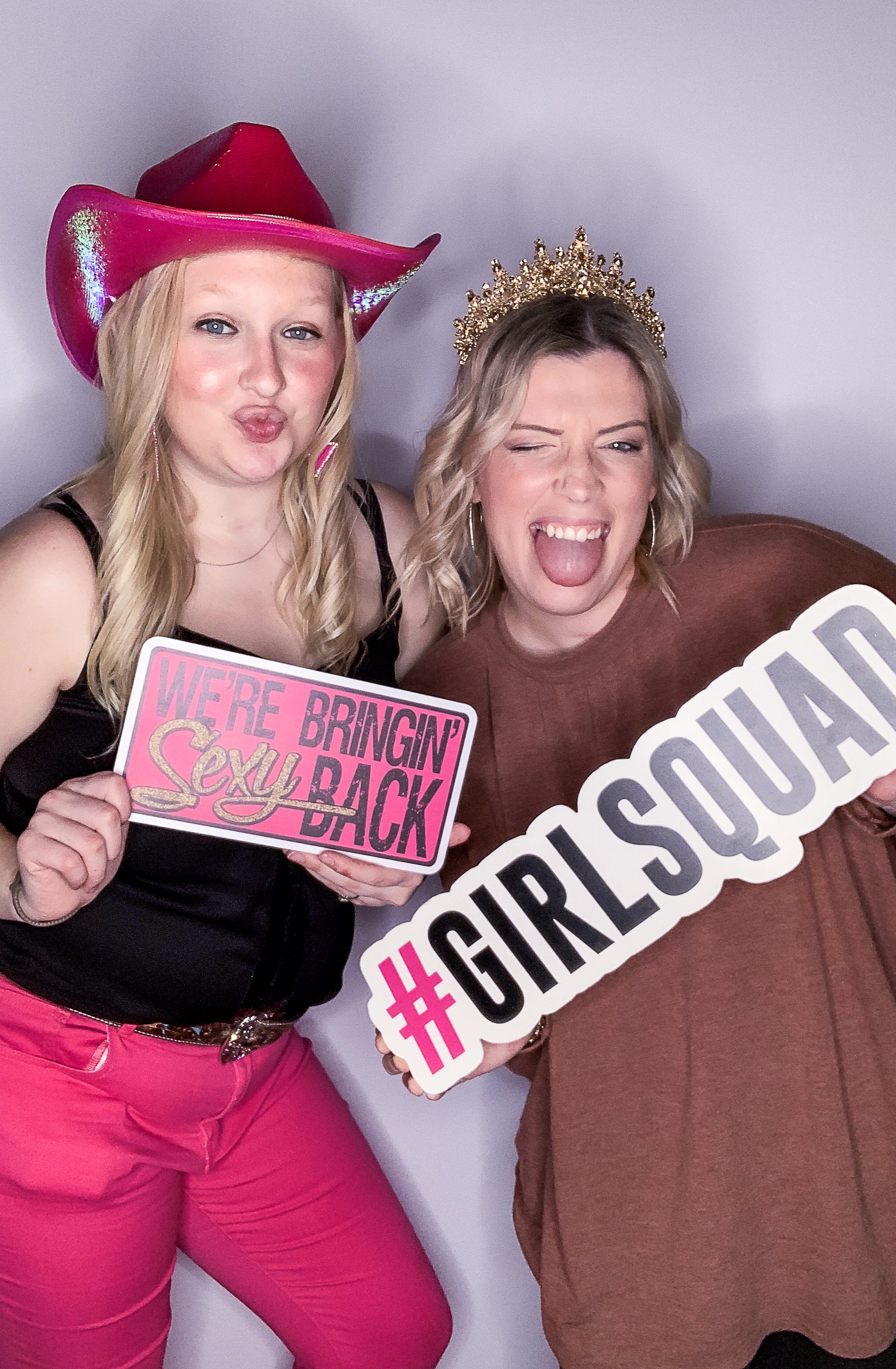 GALENTINE'S GNO | View more photos from the event at gallery.photoramitproductions.com/u/PhotoRAMITProductions/GALENTINES-GNO
