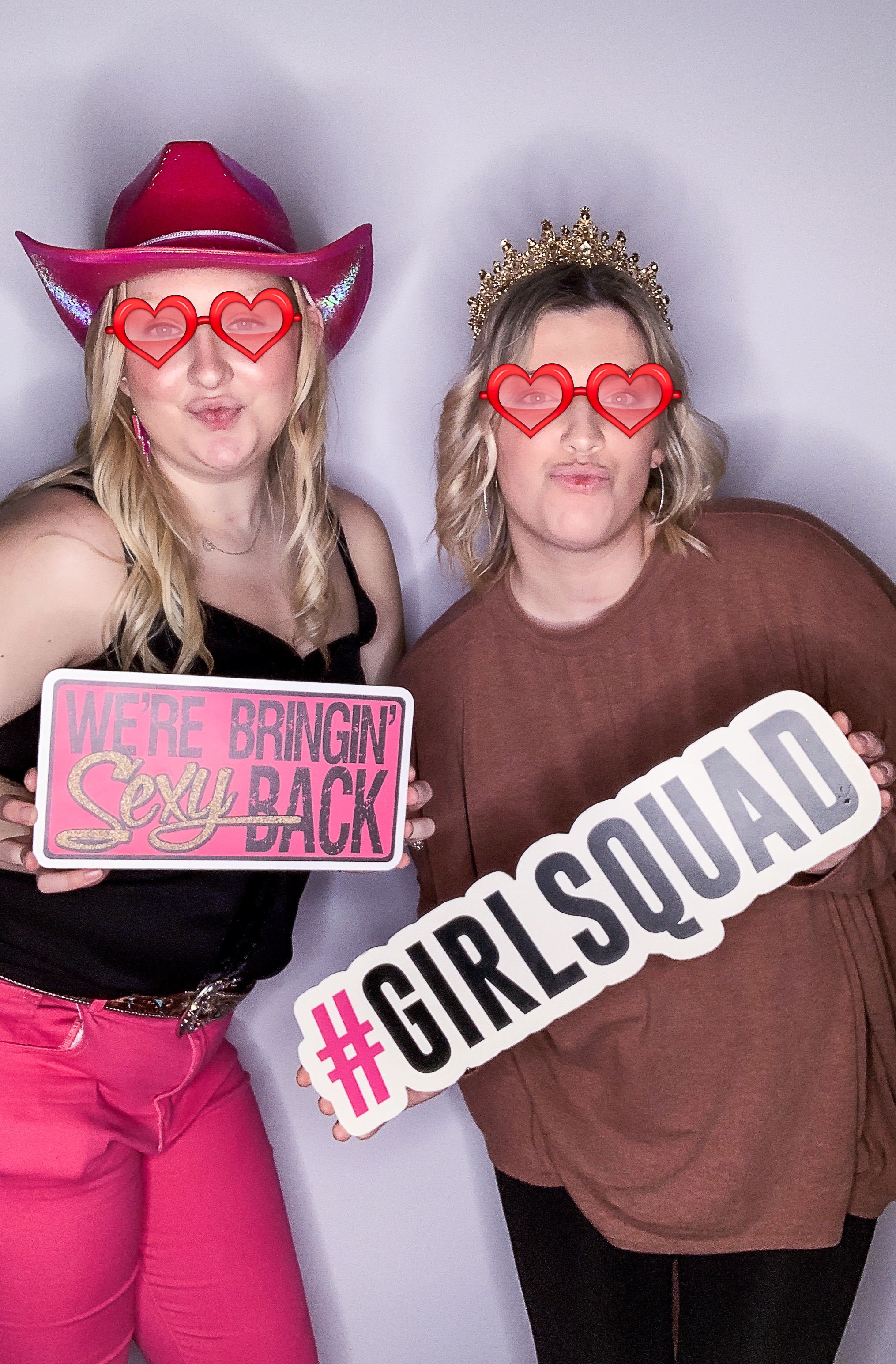 GALENTINE'S GNO | View more photos from the event at gallery.photoramitproductions.com/u/PhotoRAMITProductions/GALENTINES-GNO