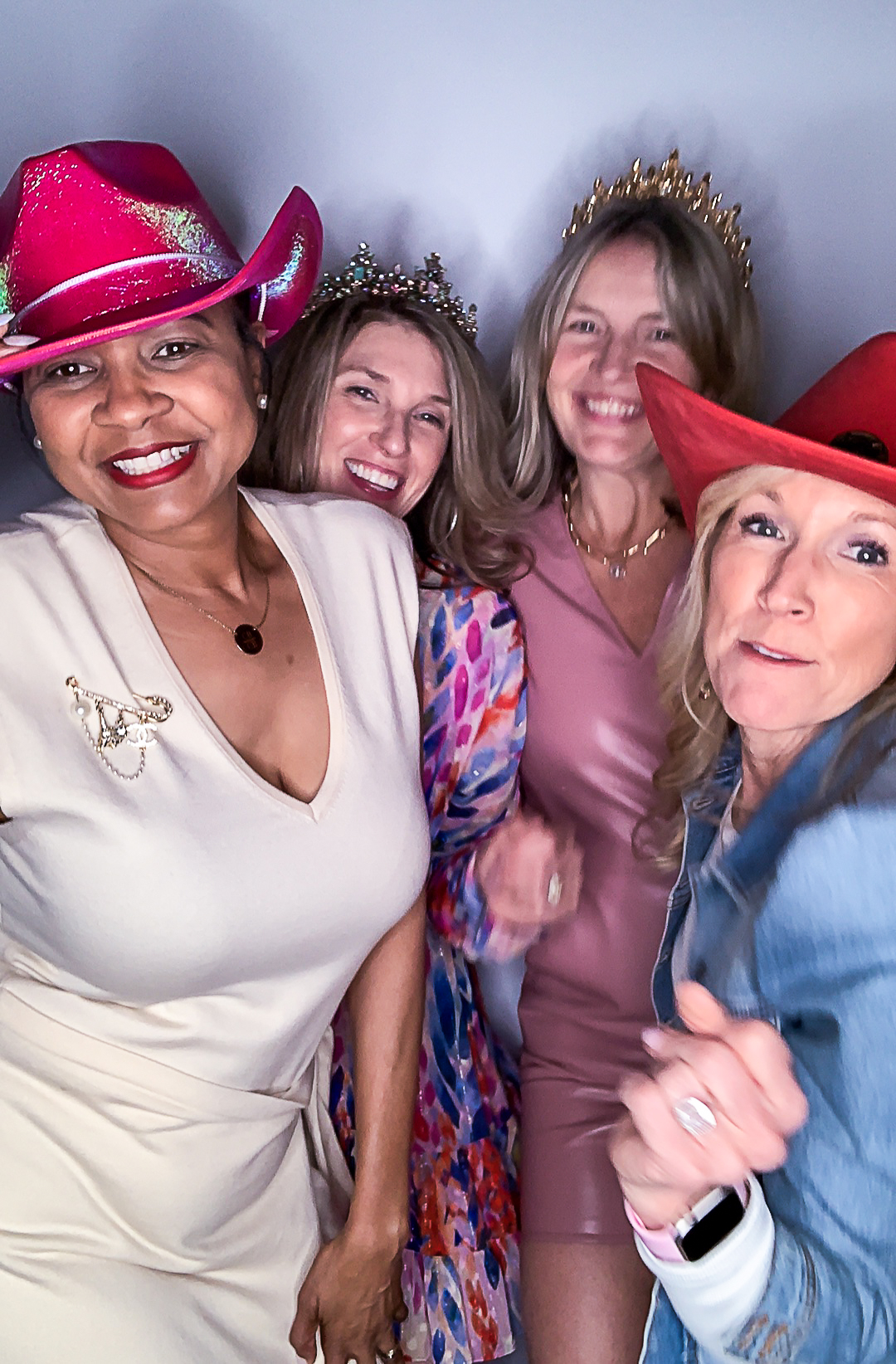 GALENTINE'S GNO | View more photos from the event at gallery.photoramitproductions.com/u/PhotoRAMITProductions/GALENTINES-GNO