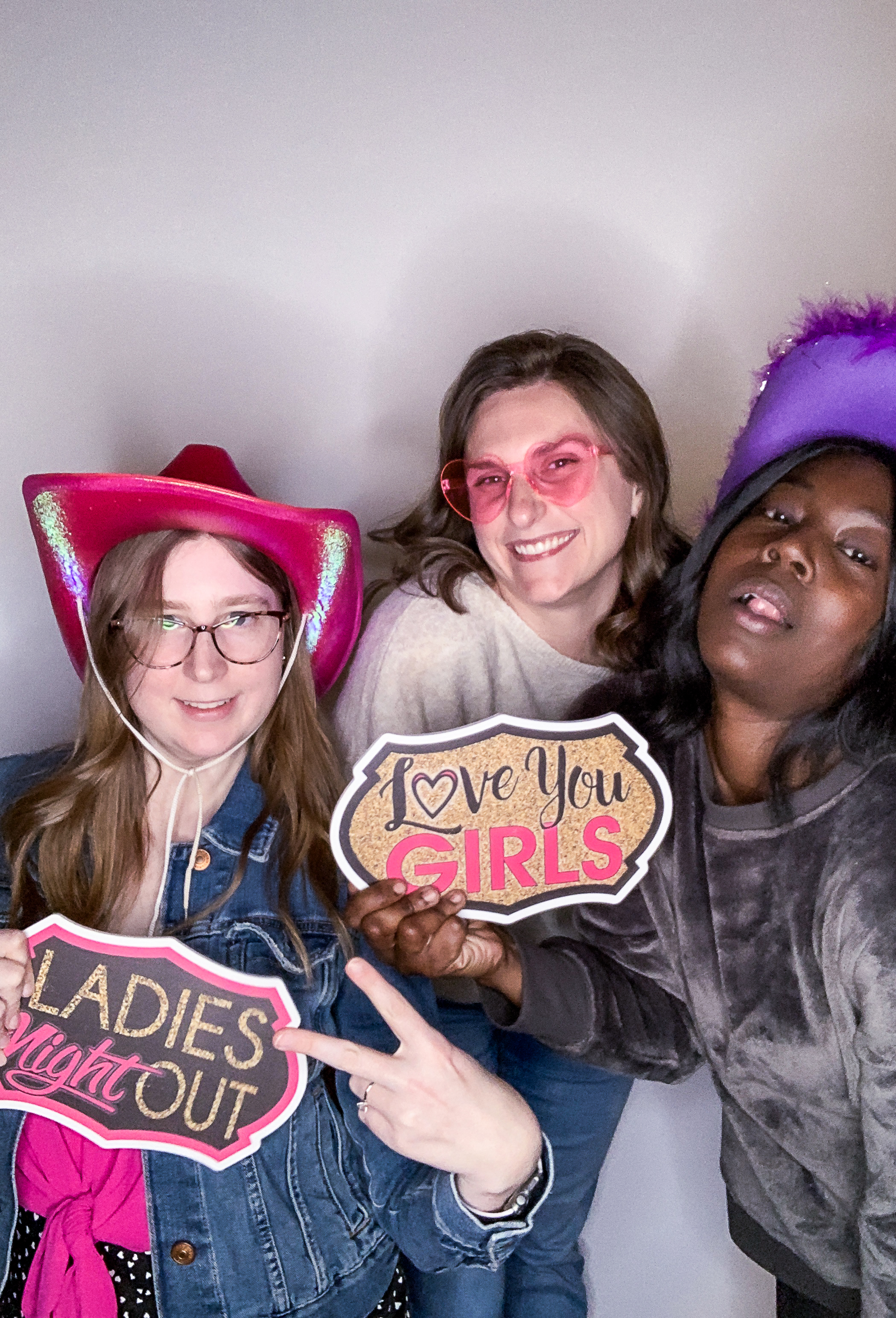 GALENTINE'S GNO | View more photos from the event at gallery.photoramitproductions.com/u/PhotoRAMITProductions/GALENTINES-GNO