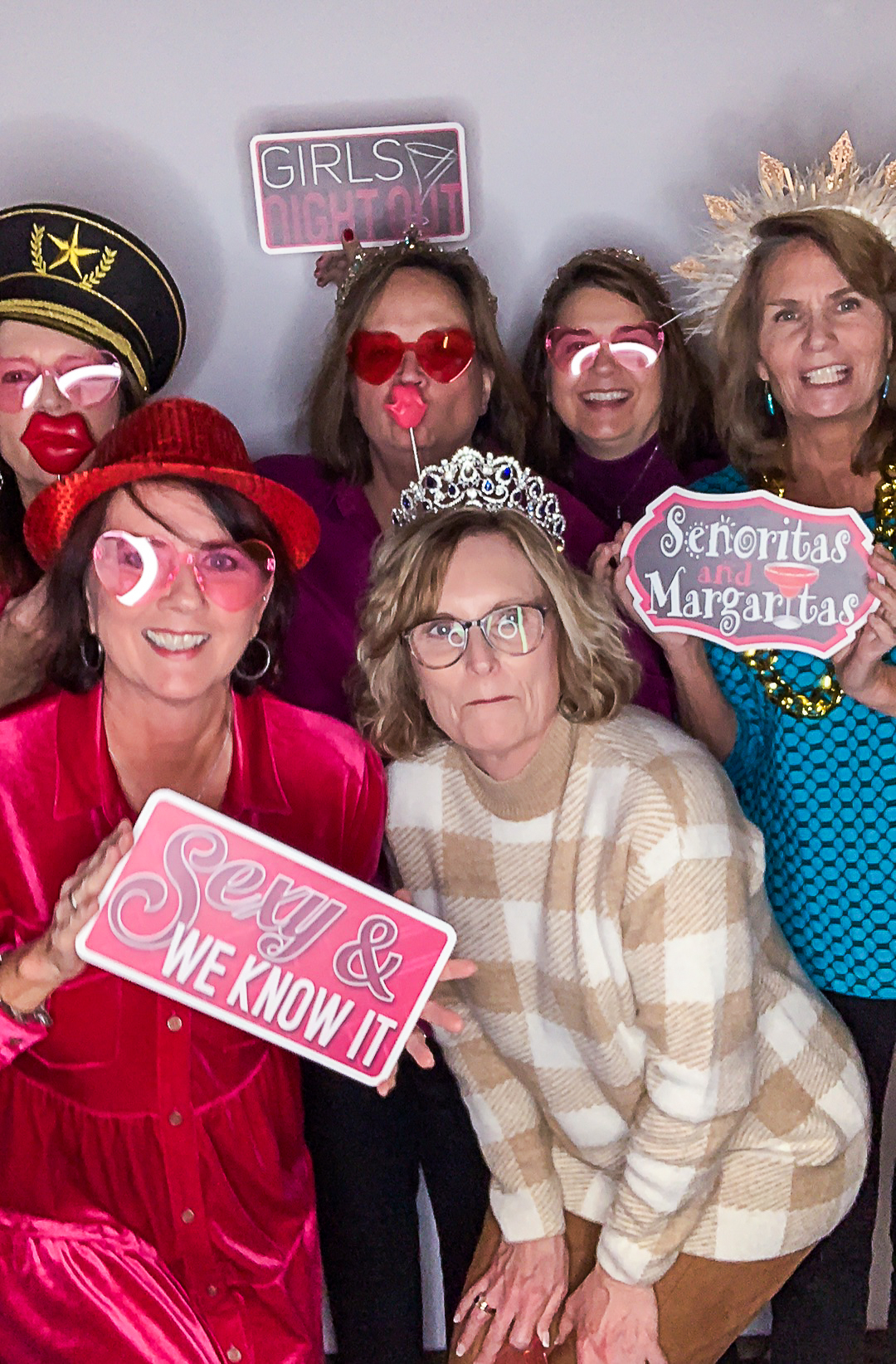 GALENTINE'S GNO | View more photos from the event at gallery.photoramitproductions.com/u/PhotoRAMITProductions/GALENTINES-GNO