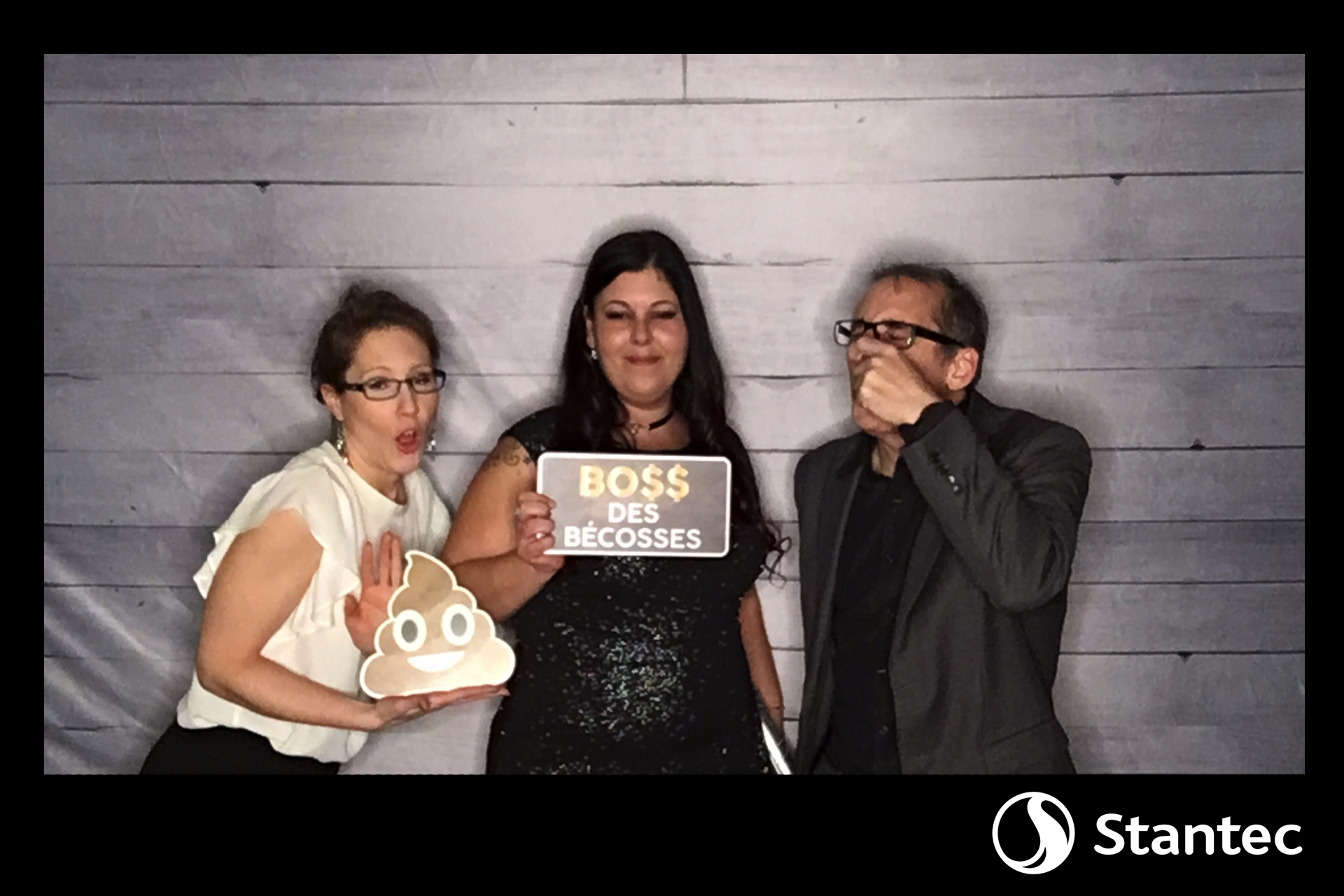 Party de Noël - Stantec | View more photos from the event at album.pbooth.red/u/Photobooth-RED/Party-de-Noël-Stantec