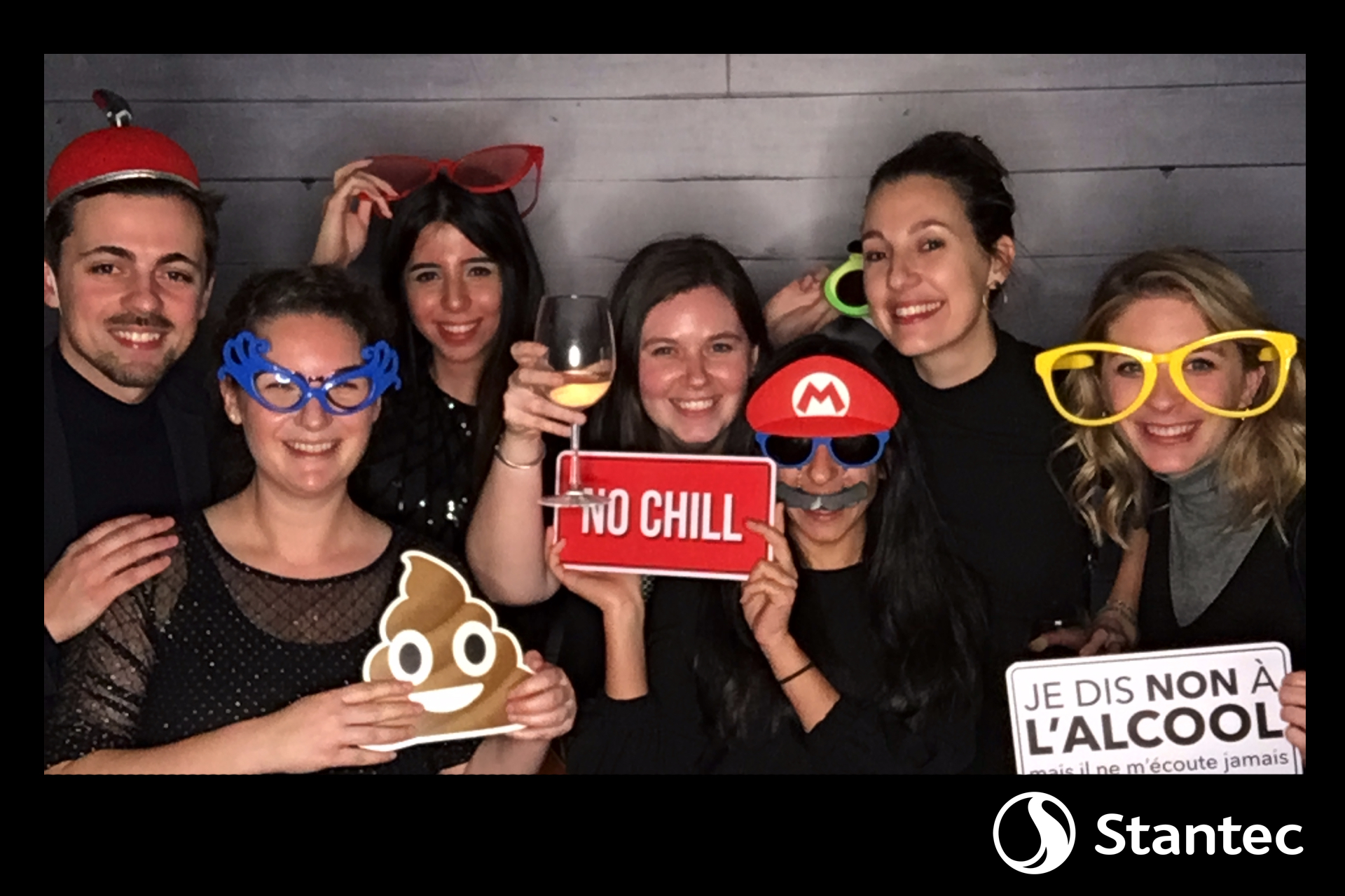 Party de Noël - Stantec | View more photos from the event at album.pbooth.red/u/Photobooth-RED/Party-de-Noël-Stantec