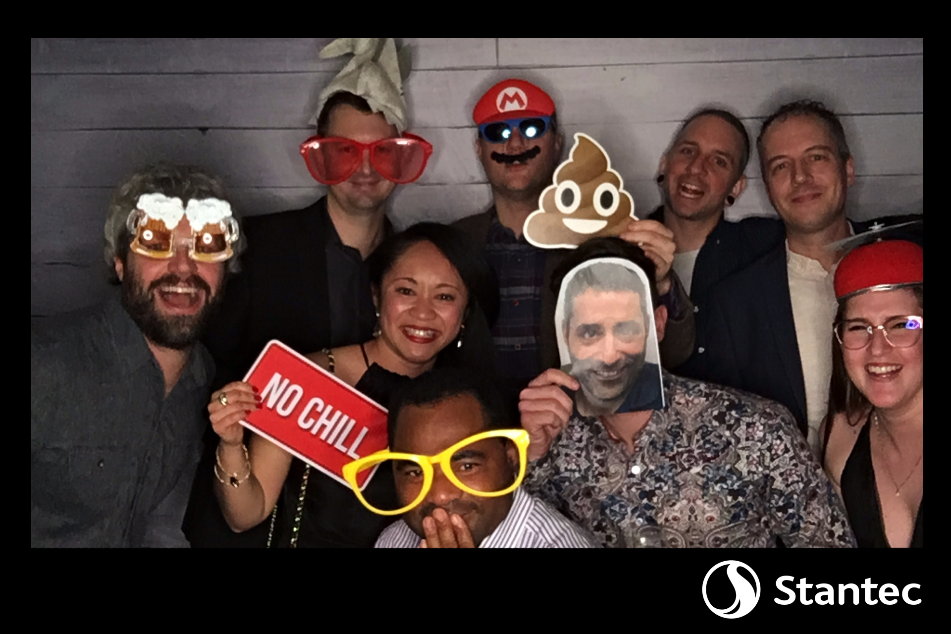 Party de Noël - Stantec | View more photos from the event at album.pbooth.red/u/Photobooth-RED/Party-de-Noël-Stantec