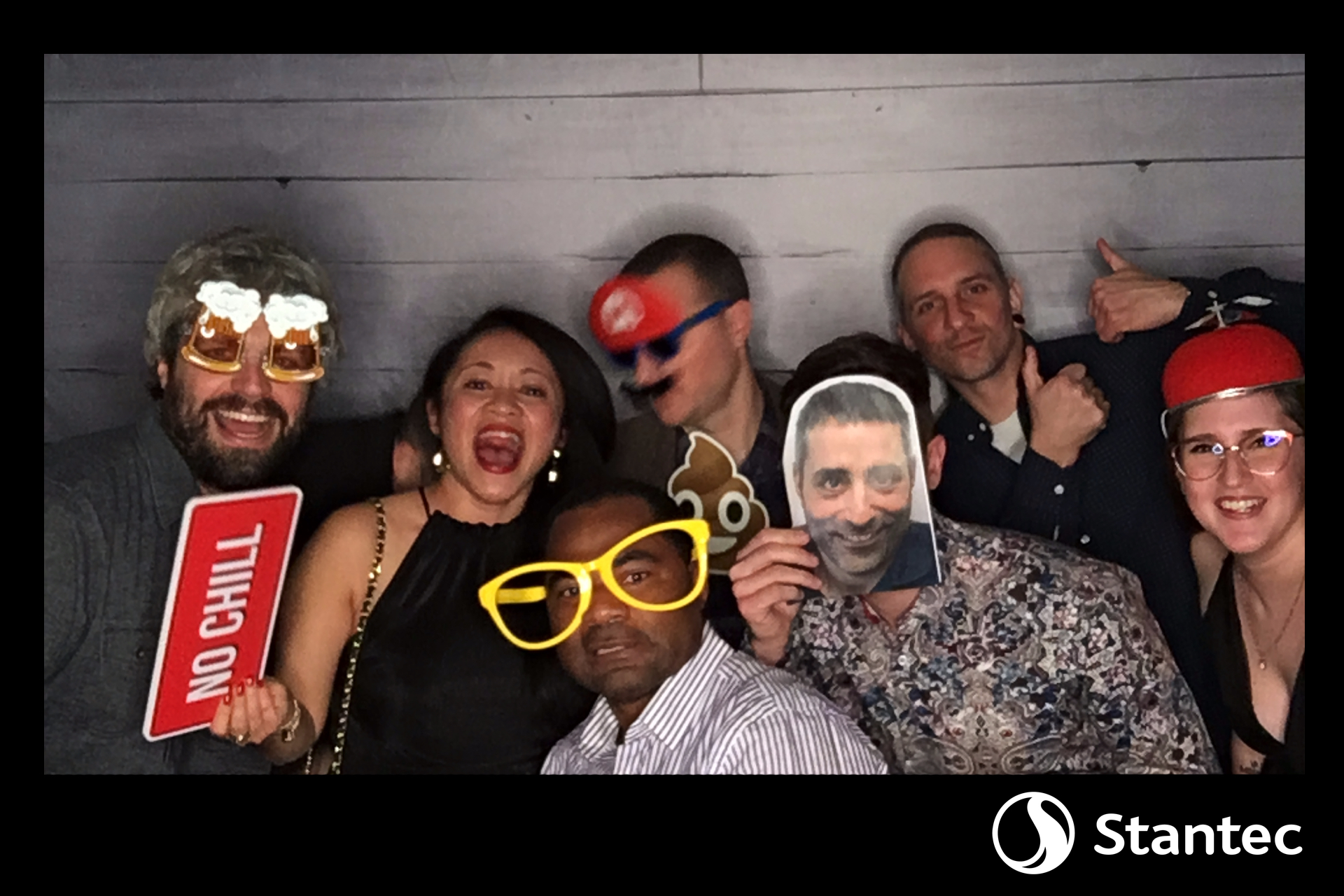 Party de Noël - Stantec | View more photos from the event at album.pbooth.red/u/Photobooth-RED/Party-de-Noël-Stantec