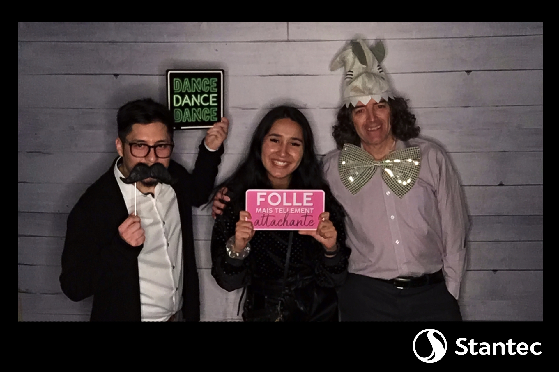 Party de Noël - Stantec | View more photos from the event at album.pbooth.red/u/Photobooth-RED/Party-de-Noël-Stantec