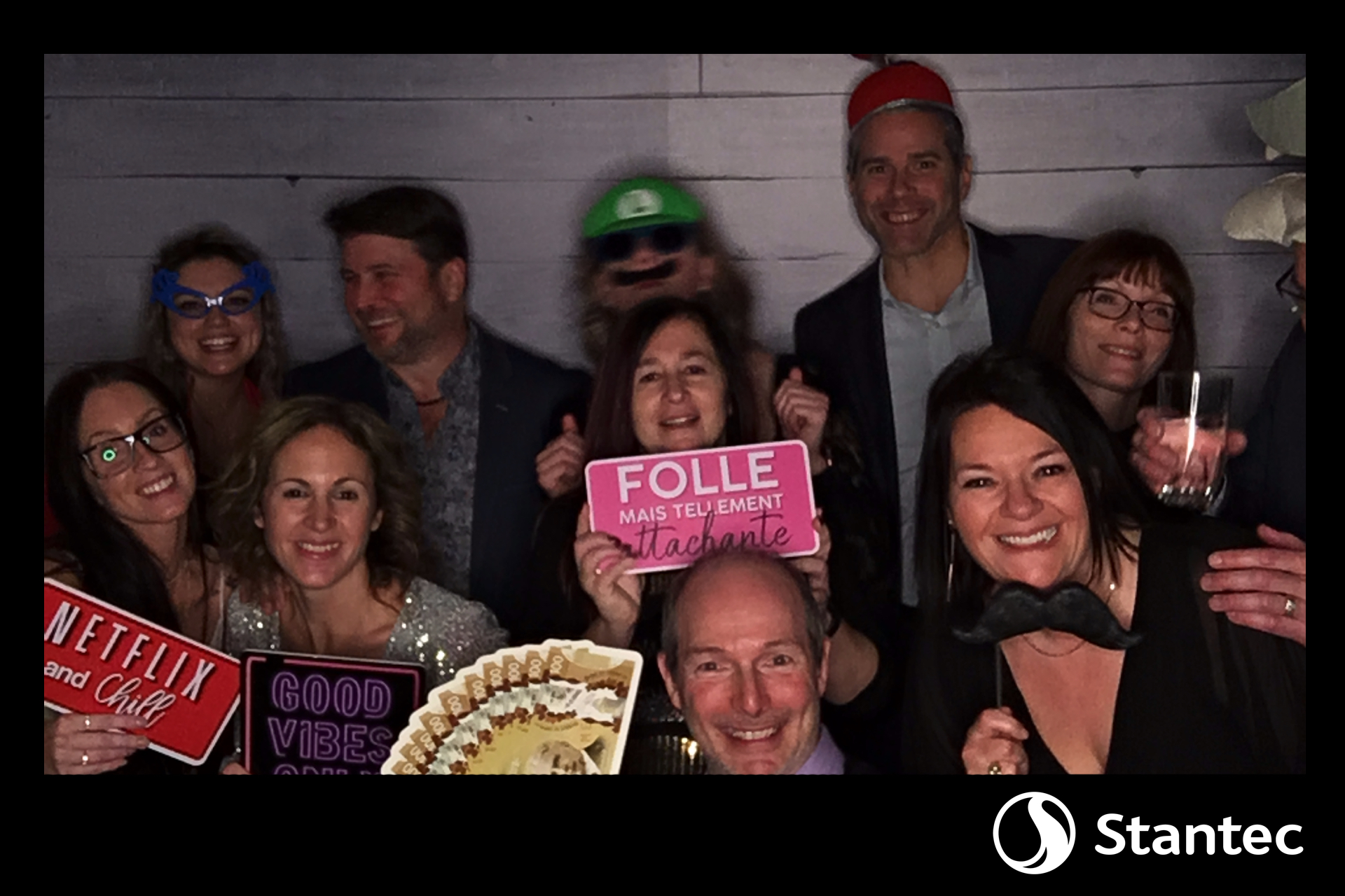 Party de Noël - Stantec | View more photos from the event at album.pbooth.red/u/Photobooth-RED/Party-de-Noël-Stantec