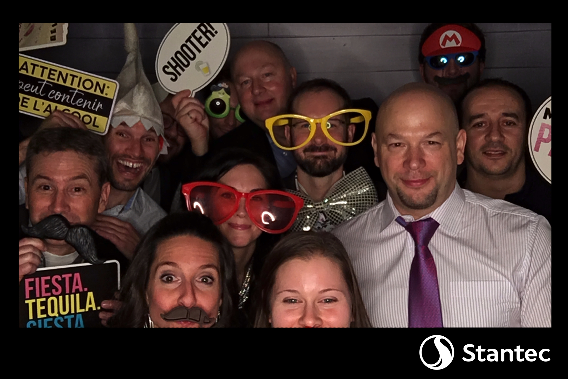 Party de Noël - Stantec | View more photos from the event at album.pbooth.red/u/Photobooth-RED/Party-de-Noël-Stantec