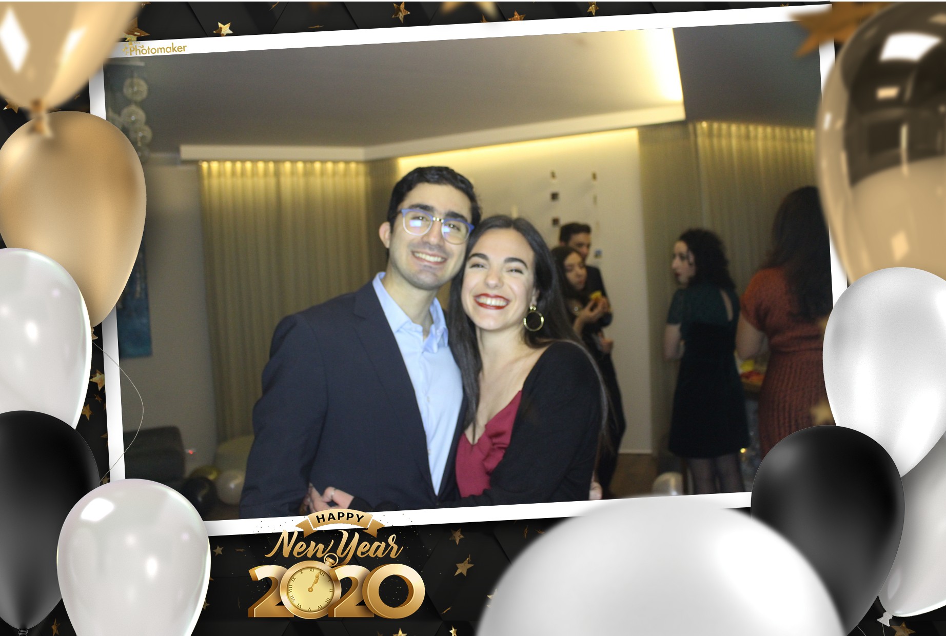 JJs NYE party | View more photos from the event at gallery.photomakerphotobooth.com.mt/u/PhotomakerMalta/JJs-NYE-party