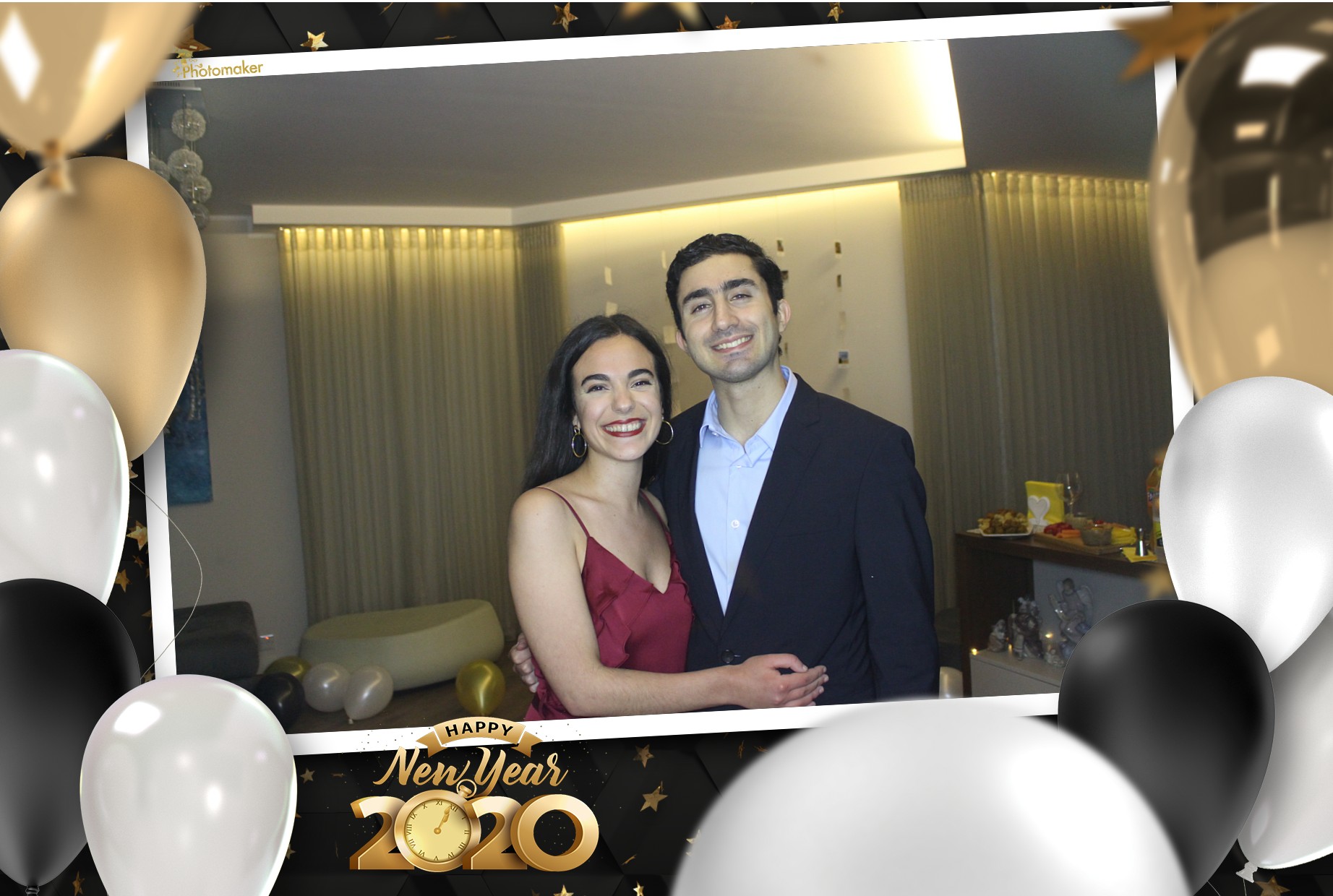 JJs NYE party | View more photos from the event at gallery.photomakerphotobooth.com.mt/u/PhotomakerMalta/JJs-NYE-party