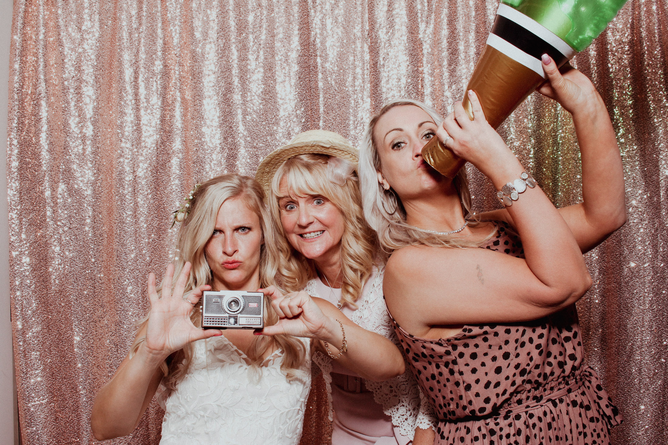Mike & Ami's Wedding | View more photos from the event at gallery.picturematic.co/u/Picturematic/Mike-Amis-Wedding