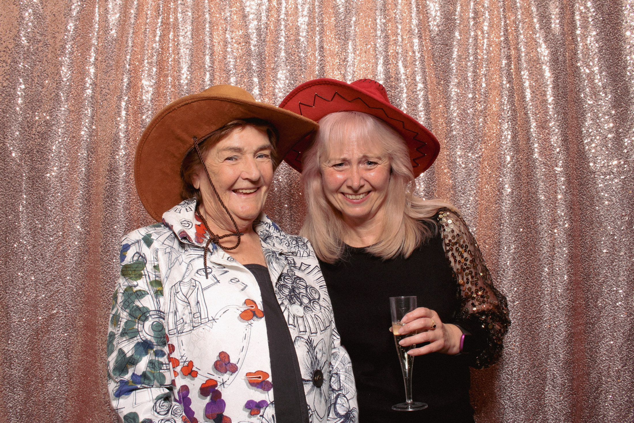 Nadine's 60th | View more photos from the event at gallery.picturematic.co/u/Picturematic/Nadines-60th