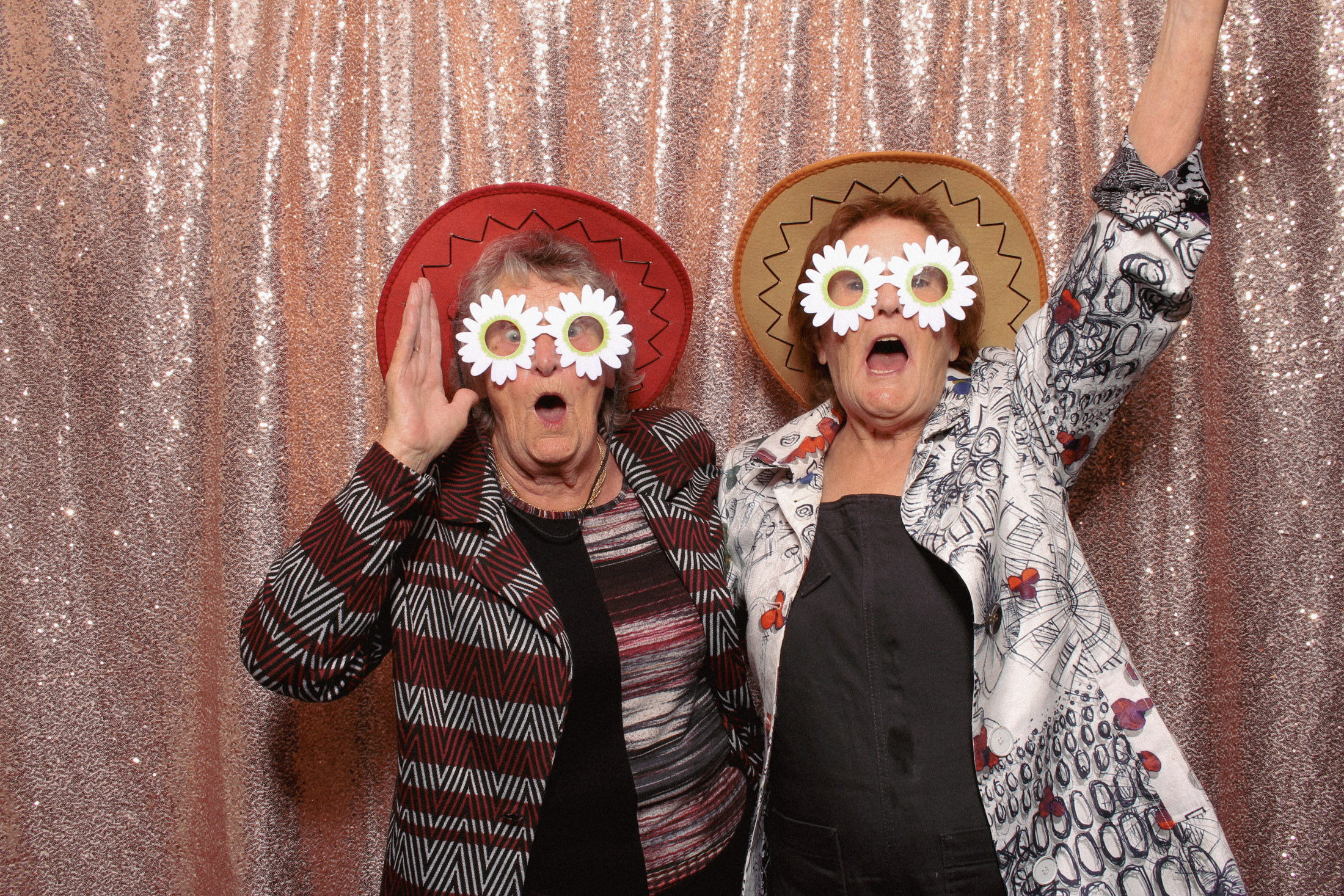 Nadine's 60th | View more photos from the event at gallery.picturematic.co/u/Picturematic/Nadines-60th