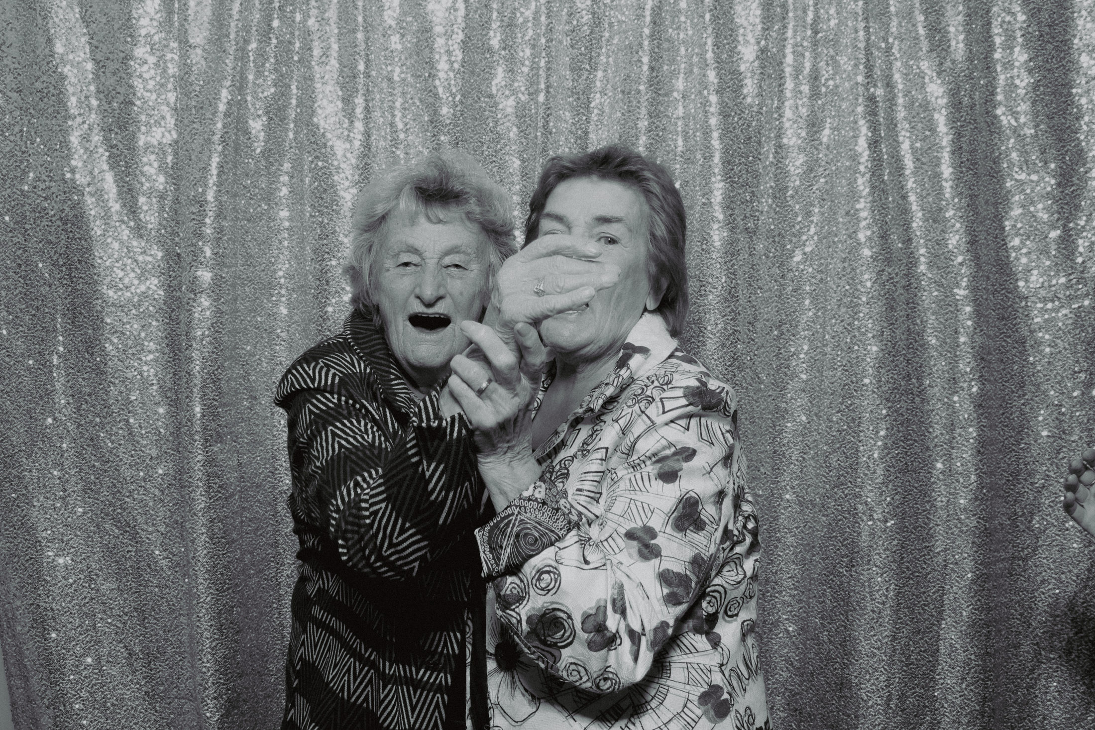 Nadine's 60th | View more photos from the event at gallery.picturematic.co/u/Picturematic/Nadines-60th