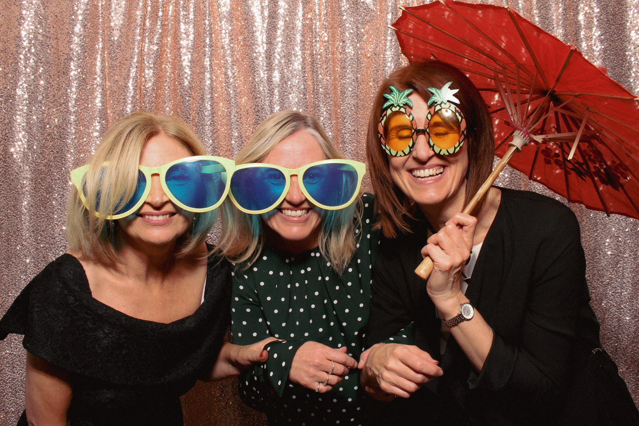 Nadine's 60th | View more photos from the event at gallery.picturematic.co/u/Picturematic/Nadines-60th
