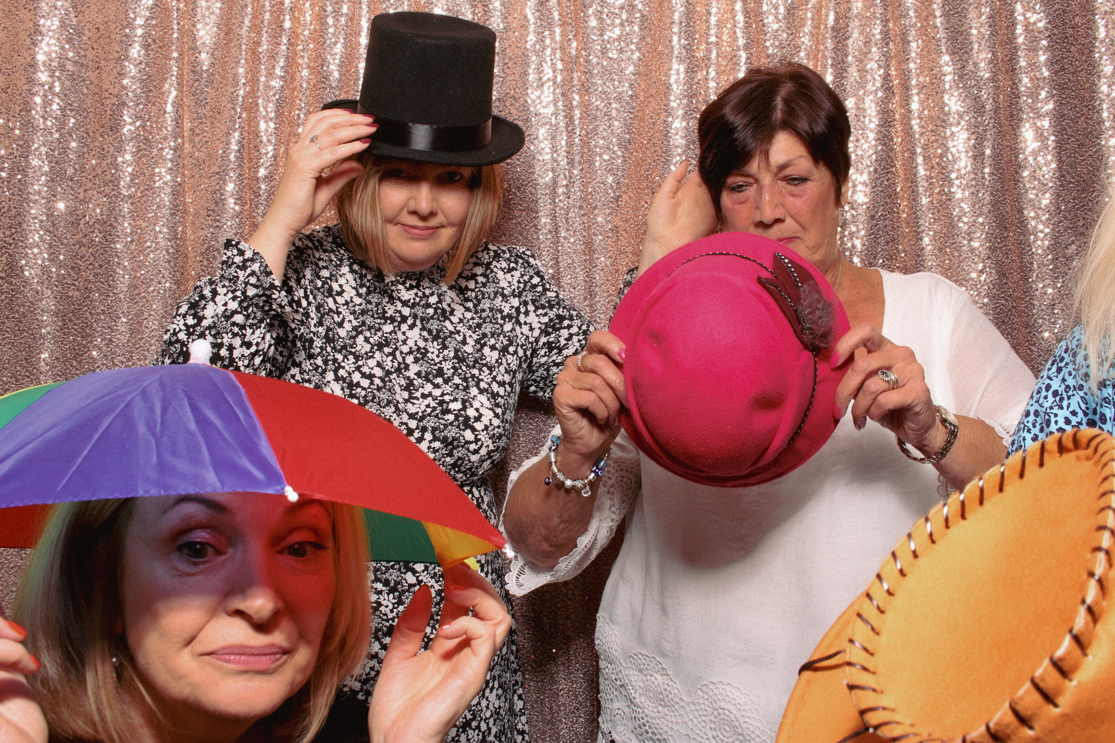 Nadine's 60th | View more photos from the event at gallery.picturematic.co/u/Picturematic/Nadines-60th