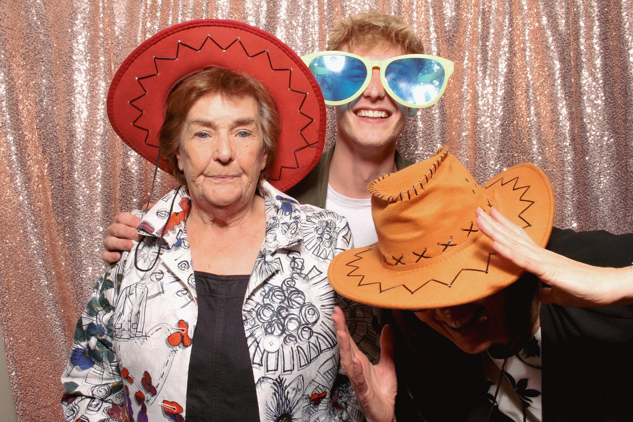 Nadine's 60th | View more photos from the event at gallery.picturematic.co/u/Picturematic/Nadines-60th