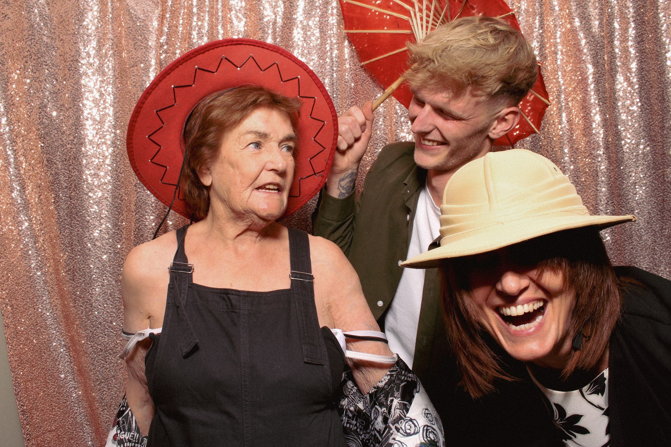 Nadine's 60th | View more photos from the event at gallery.picturematic.co/u/Picturematic/Nadines-60th
