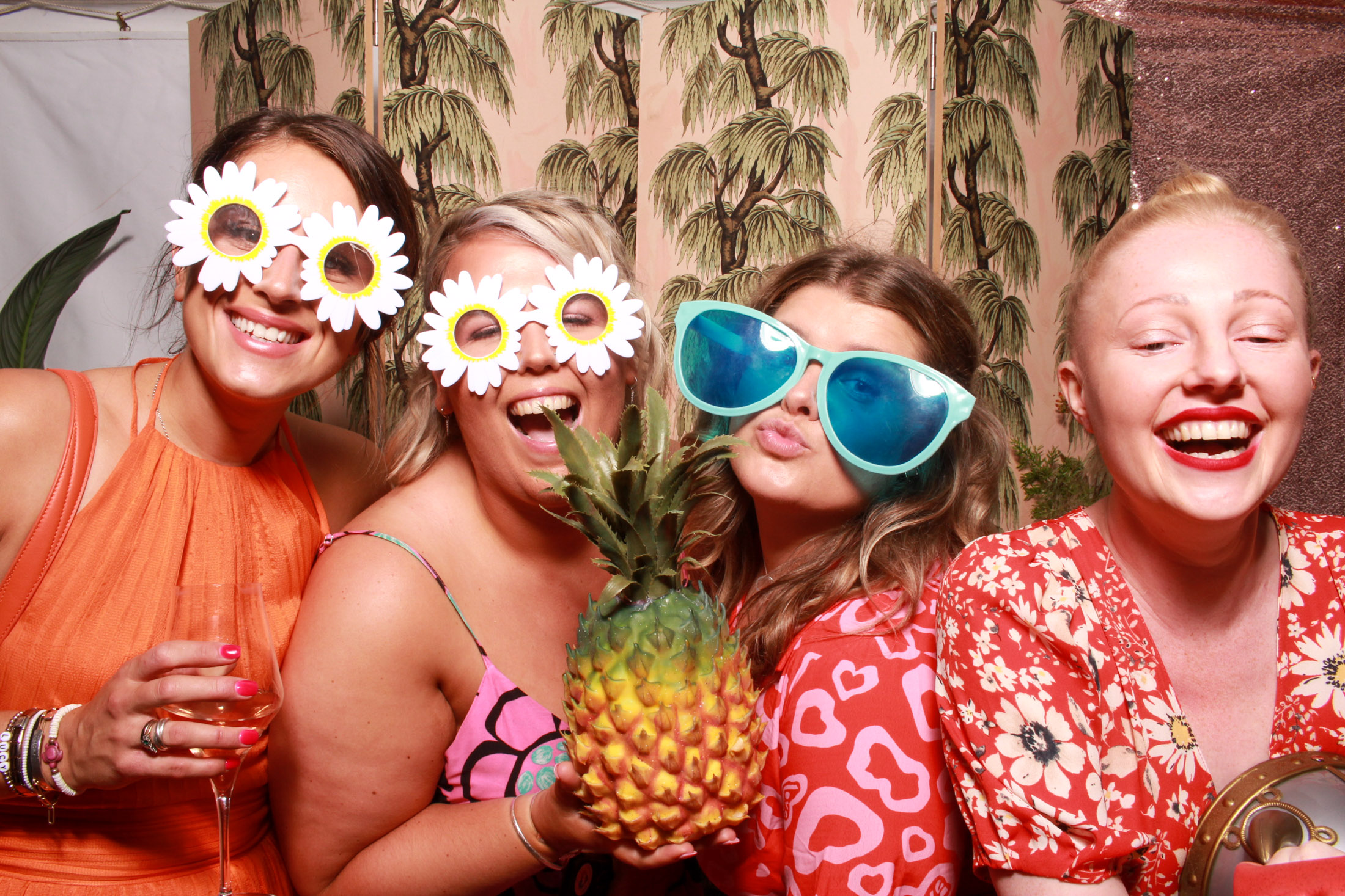 Tom & Becca's Wedding | View more photos from the event at gallery.picturematic.co/u/Picturematic/Tom-Beccas-Wedding