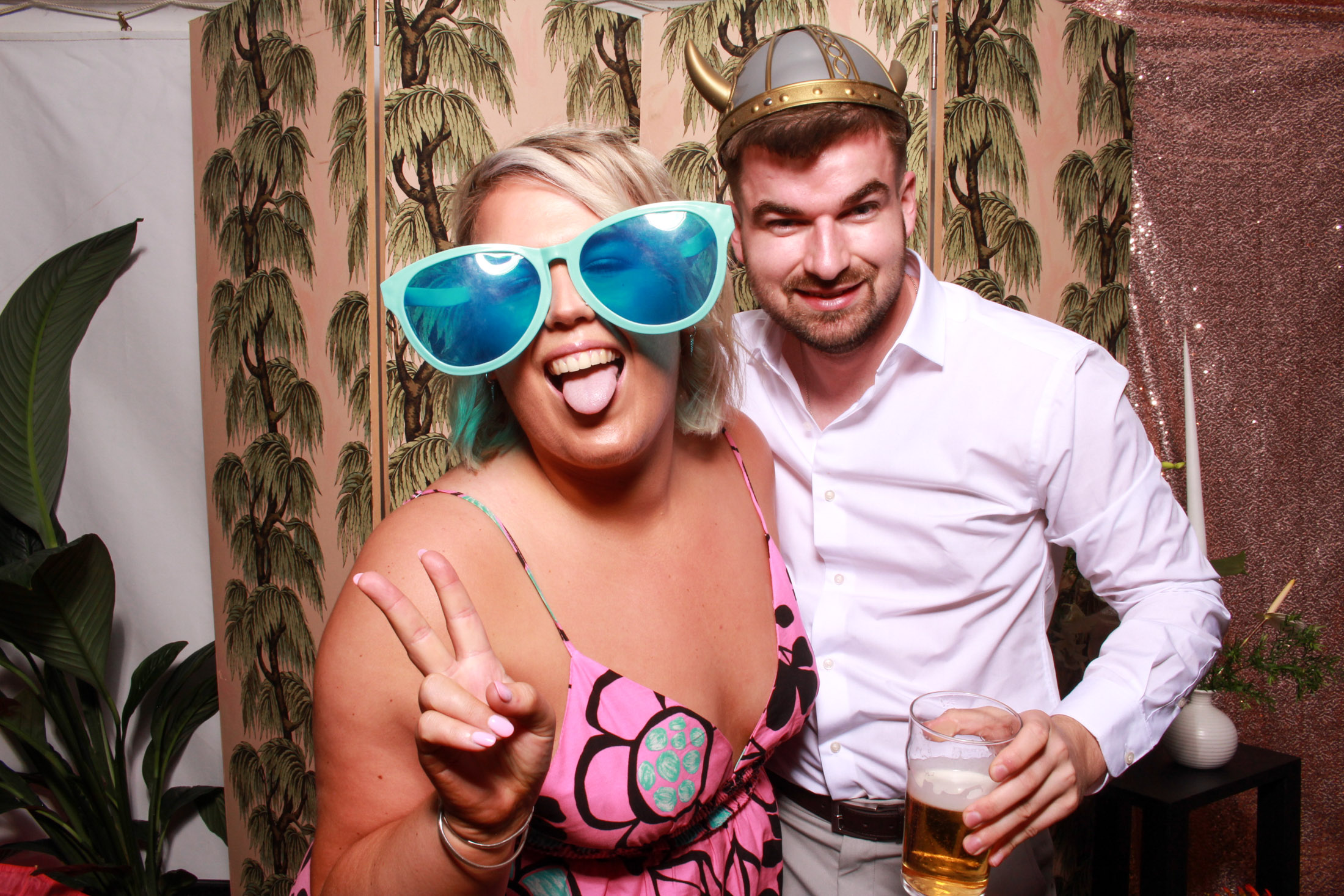 Tom & Becca's Wedding | View more photos from the event at gallery.picturematic.co/u/Picturematic/Tom-Beccas-Wedding