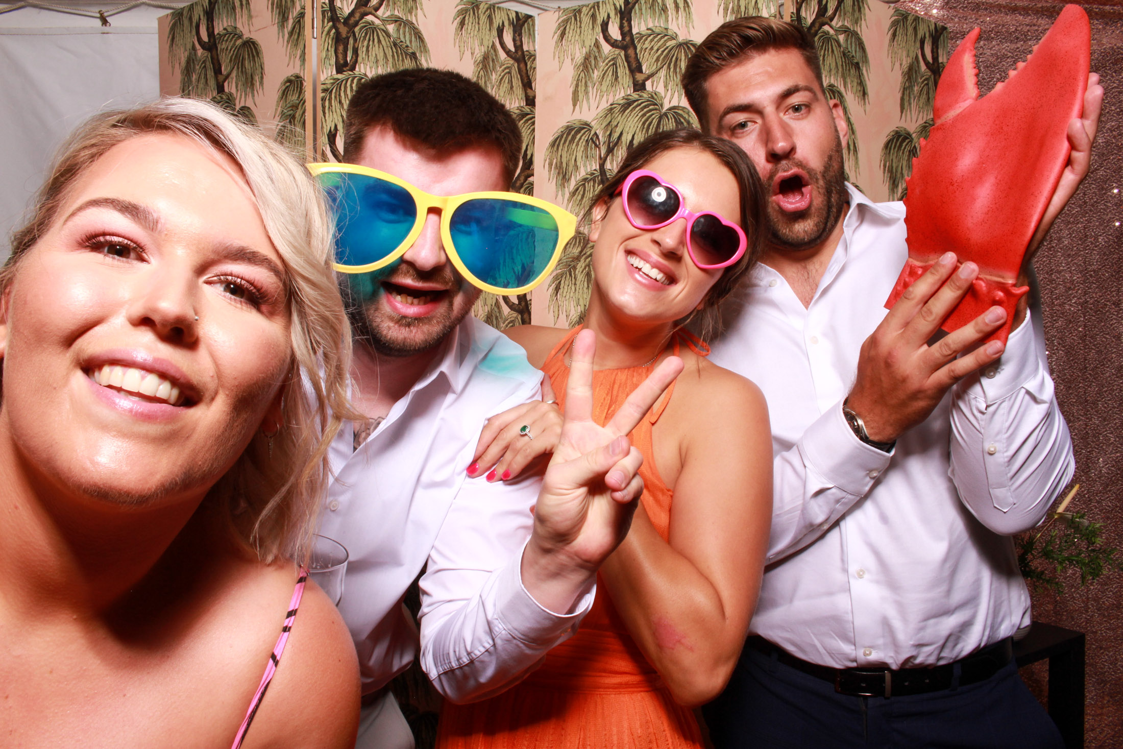 Tom & Becca's Wedding | View more photos from the event at gallery.picturematic.co/u/Picturematic/Tom-Beccas-Wedding