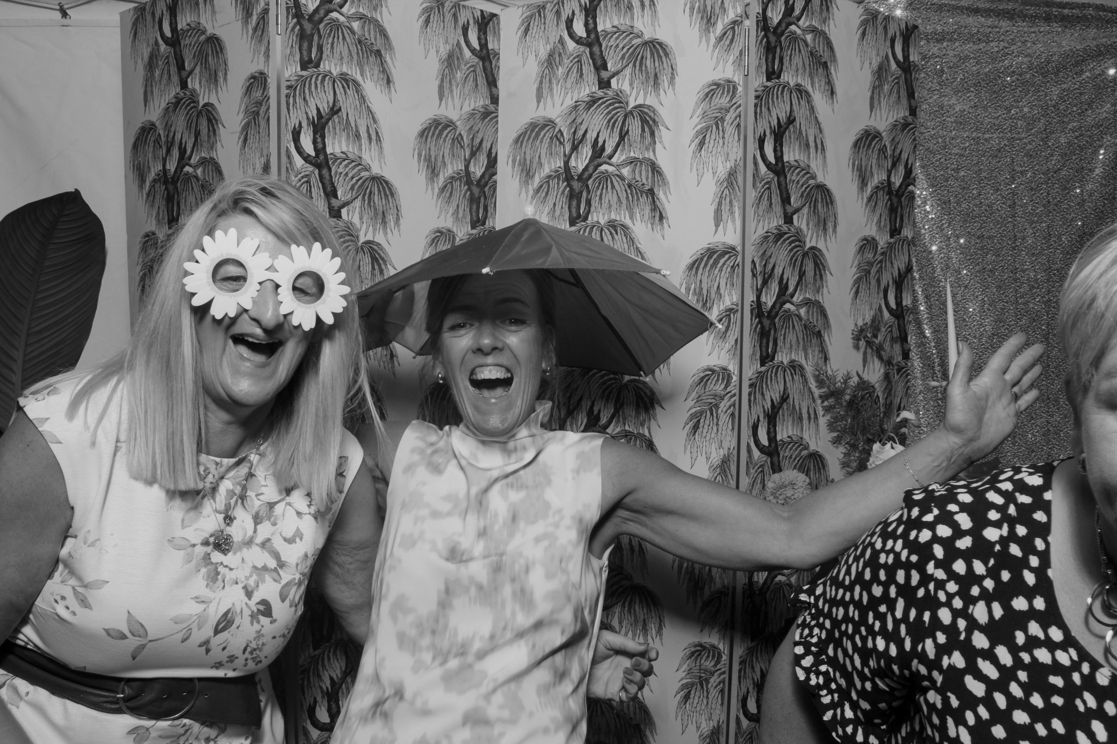 Tom & Becca's Wedding | View more photos from the event at gallery.picturematic.co/u/Picturematic/Tom-Beccas-Wedding