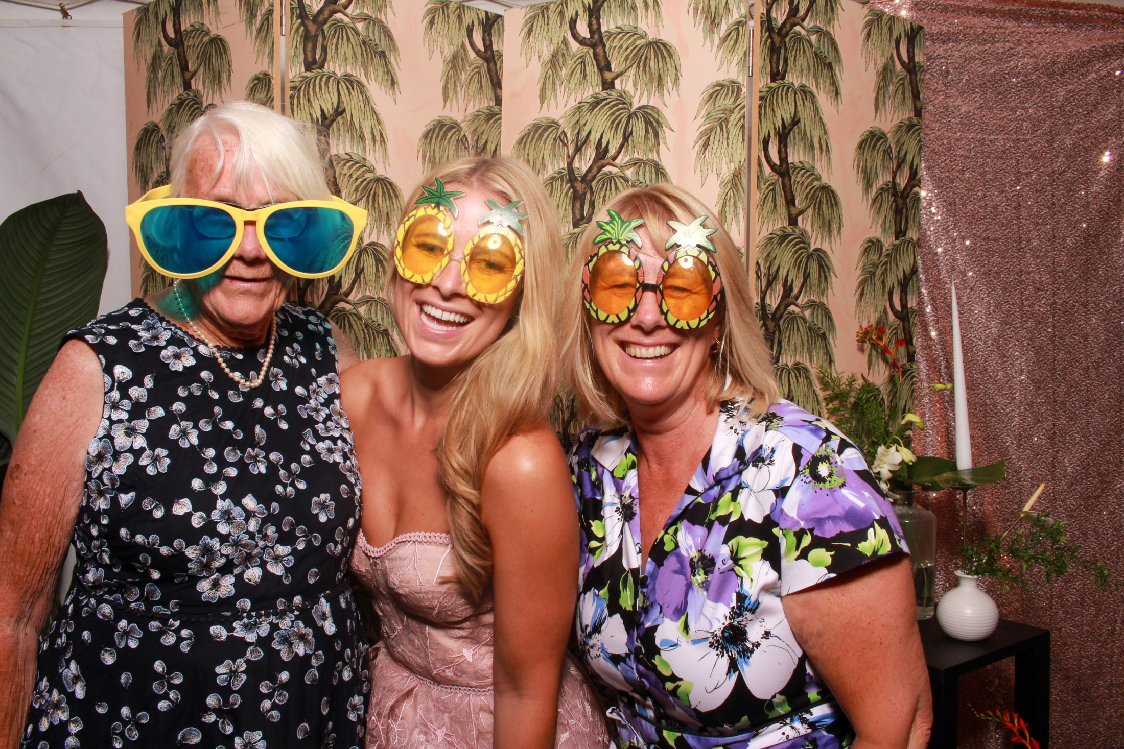 Tom & Becca's Wedding | View more photos from the event at gallery.picturematic.co/u/Picturematic/Tom-Beccas-Wedding