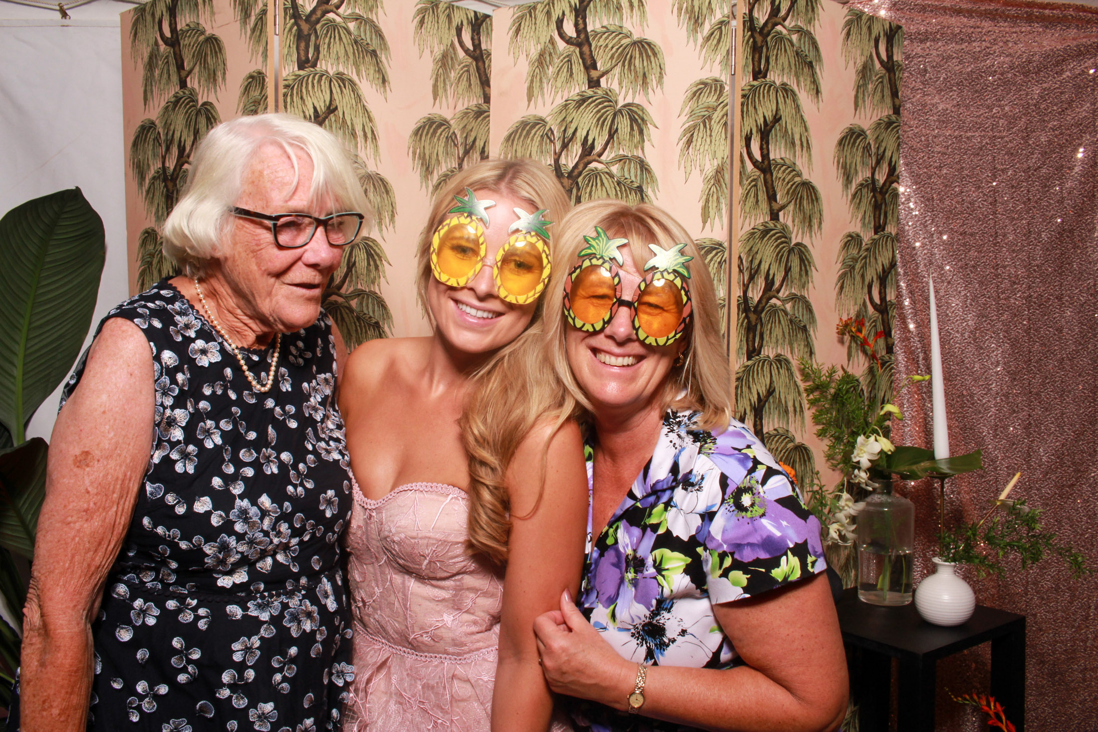 Tom & Becca's Wedding | View more photos from the event at gallery.picturematic.co/u/Picturematic/Tom-Beccas-Wedding