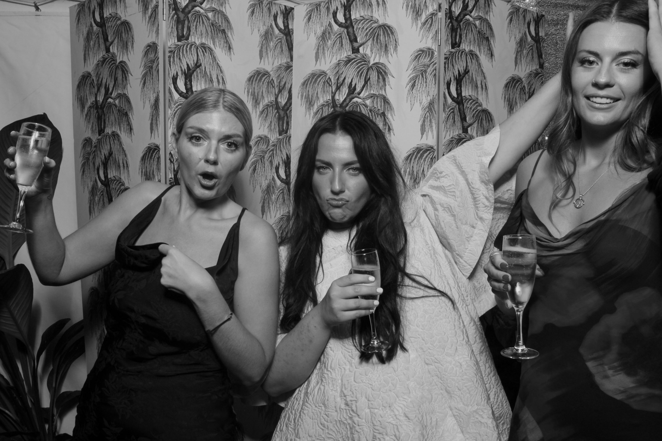 Tom & Becca's Wedding | View more photos from the event at gallery.picturematic.co/u/Picturematic/Tom-Beccas-Wedding