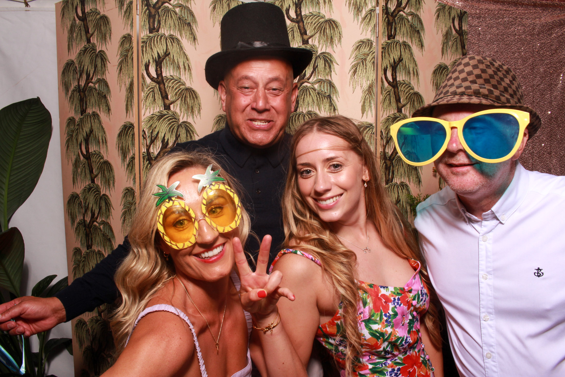 Tom & Becca's Wedding | View more photos from the event at gallery.picturematic.co/u/Picturematic/Tom-Beccas-Wedding