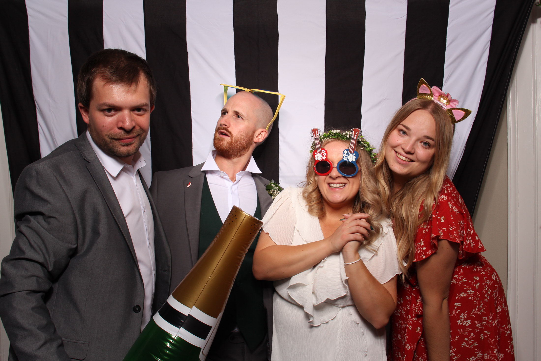 Anna & Ben's Wedding | View more photos from the event at gallery.picturematic.co/u/Picturematic/Anna-Bens-Wedding
