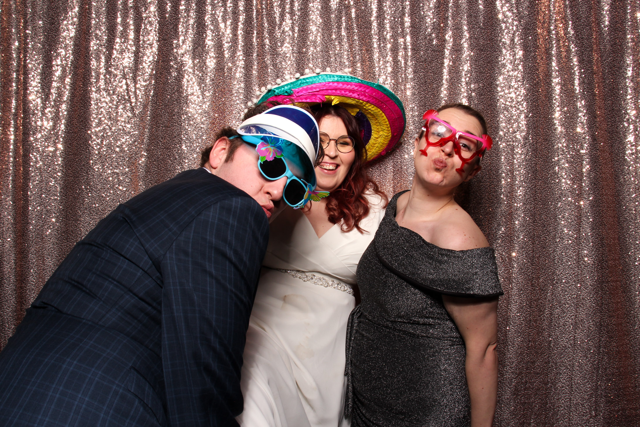 Anna & Thom's Wedding | View more photos from the event at gallery.picturematic.co/u/Picturematic/Anna-Thoms-Wedding