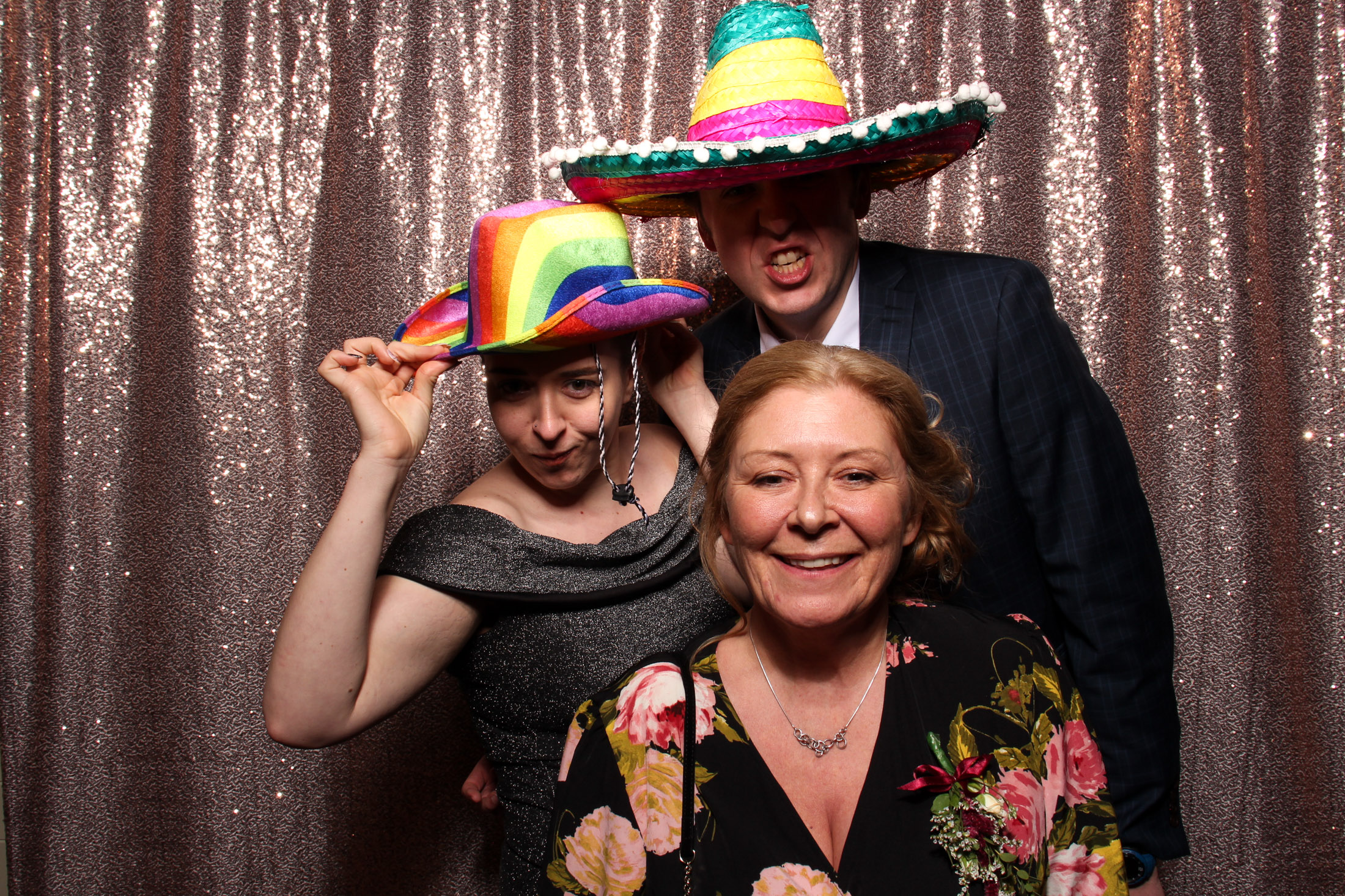 Anna & Thom's Wedding | View more photos from the event at gallery.picturematic.co/u/Picturematic/Anna-Thoms-Wedding