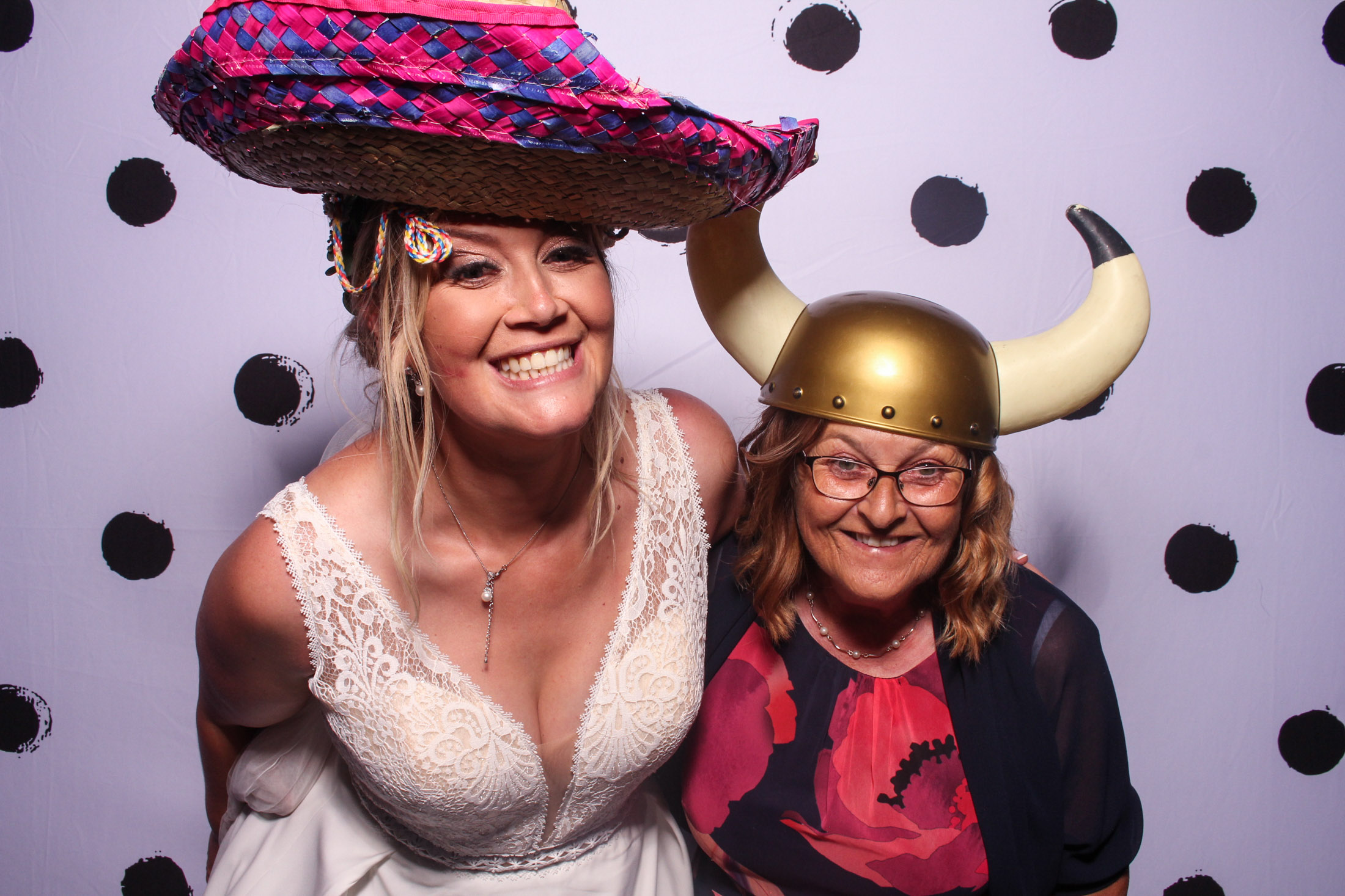 Ginny & Gareth's Wedding | View more photos from the event at gallery.picturematic.co/u/Picturematic/Ginny-Gareths-Wedding