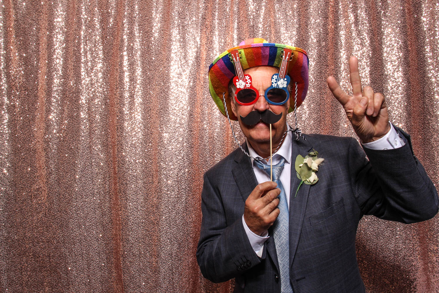 Hannah & Carlos' Wedding | View more photos from the event at gallery.picturematic.co/u/Picturematic/Hannah-Carlos-Wedding