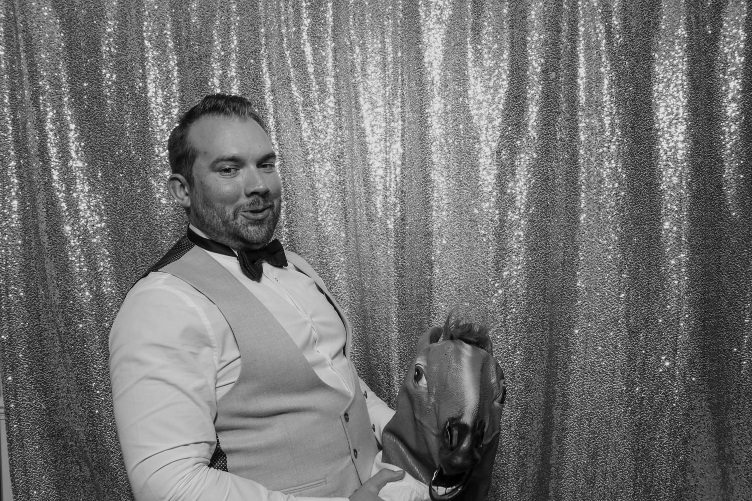 Hannah & Carlos' Wedding | View more photos from the event at gallery.picturematic.co/u/Picturematic/Hannah-Carlos-Wedding