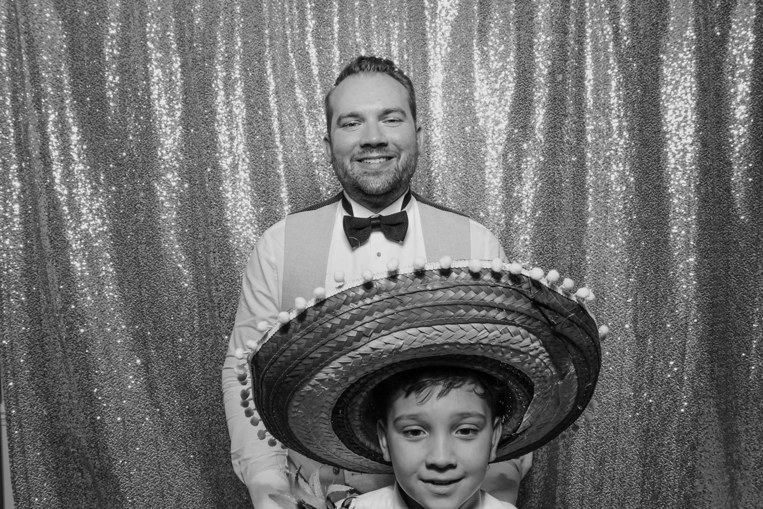 Hannah & Carlos' Wedding | View more photos from the event at gallery.picturematic.co/u/Picturematic/Hannah-Carlos-Wedding