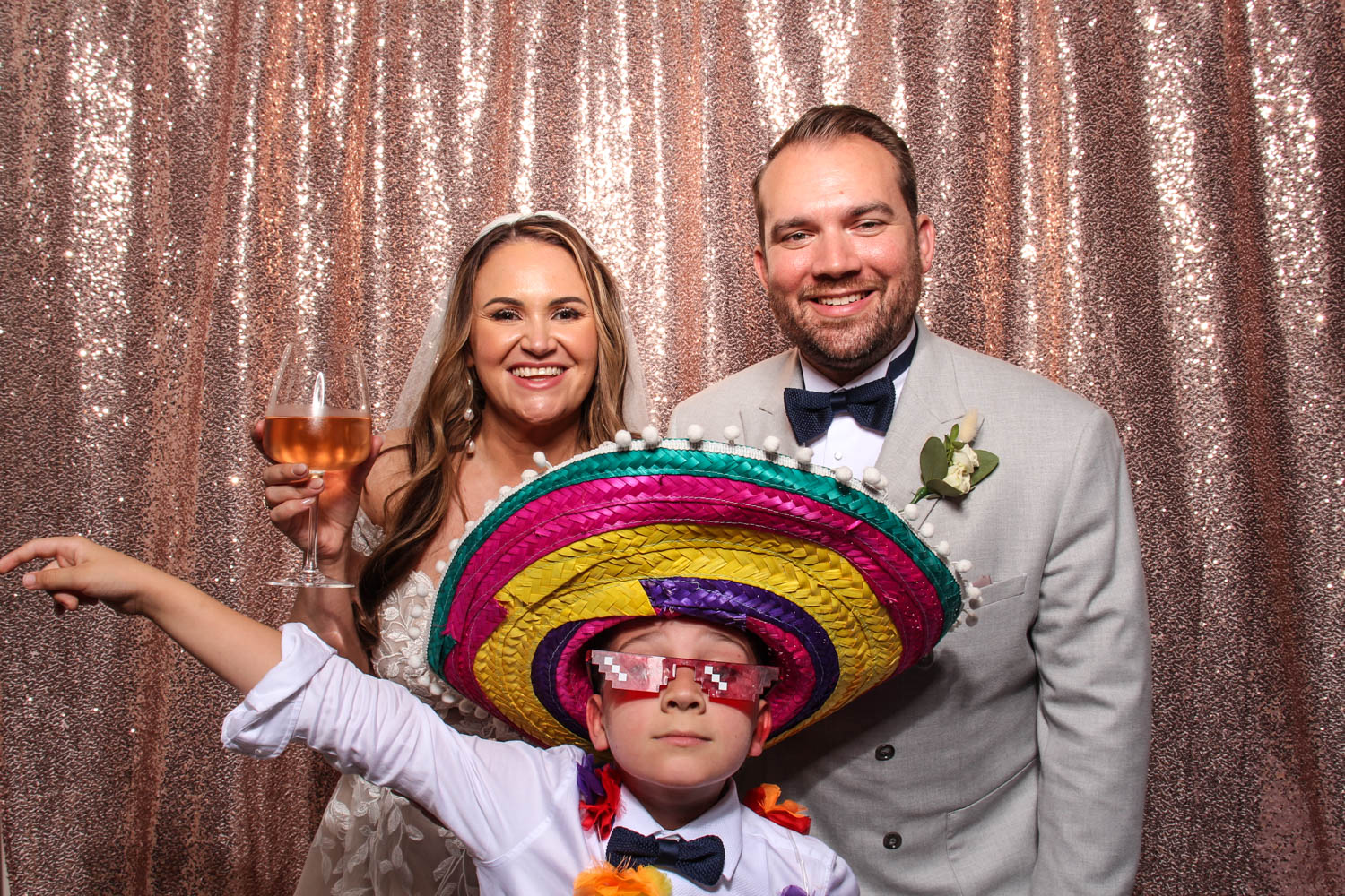 Hannah & Carlos' Wedding | View more photos from the event at gallery.picturematic.co/u/Picturematic/Hannah-Carlos-Wedding