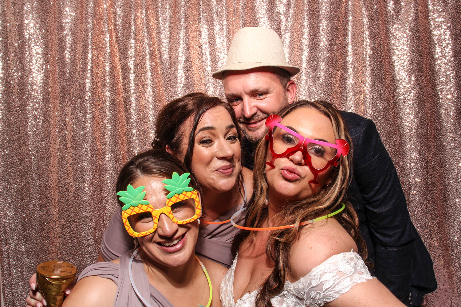 Hannah & Carlos' Wedding | View more photos from the event at gallery.picturematic.co/u/Picturematic/Hannah-Carlos-Wedding