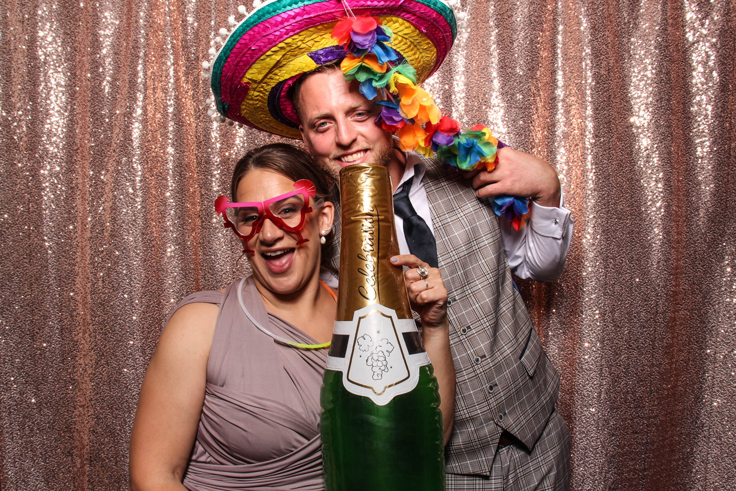 Hannah & Carlos' Wedding | View more photos from the event at gallery.picturematic.co/u/Picturematic/Hannah-Carlos-Wedding