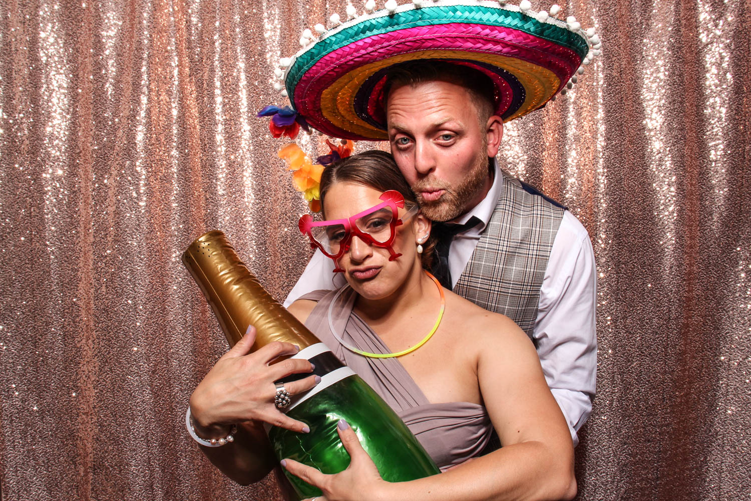 Hannah & Carlos' Wedding | View more photos from the event at gallery.picturematic.co/u/Picturematic/Hannah-Carlos-Wedding