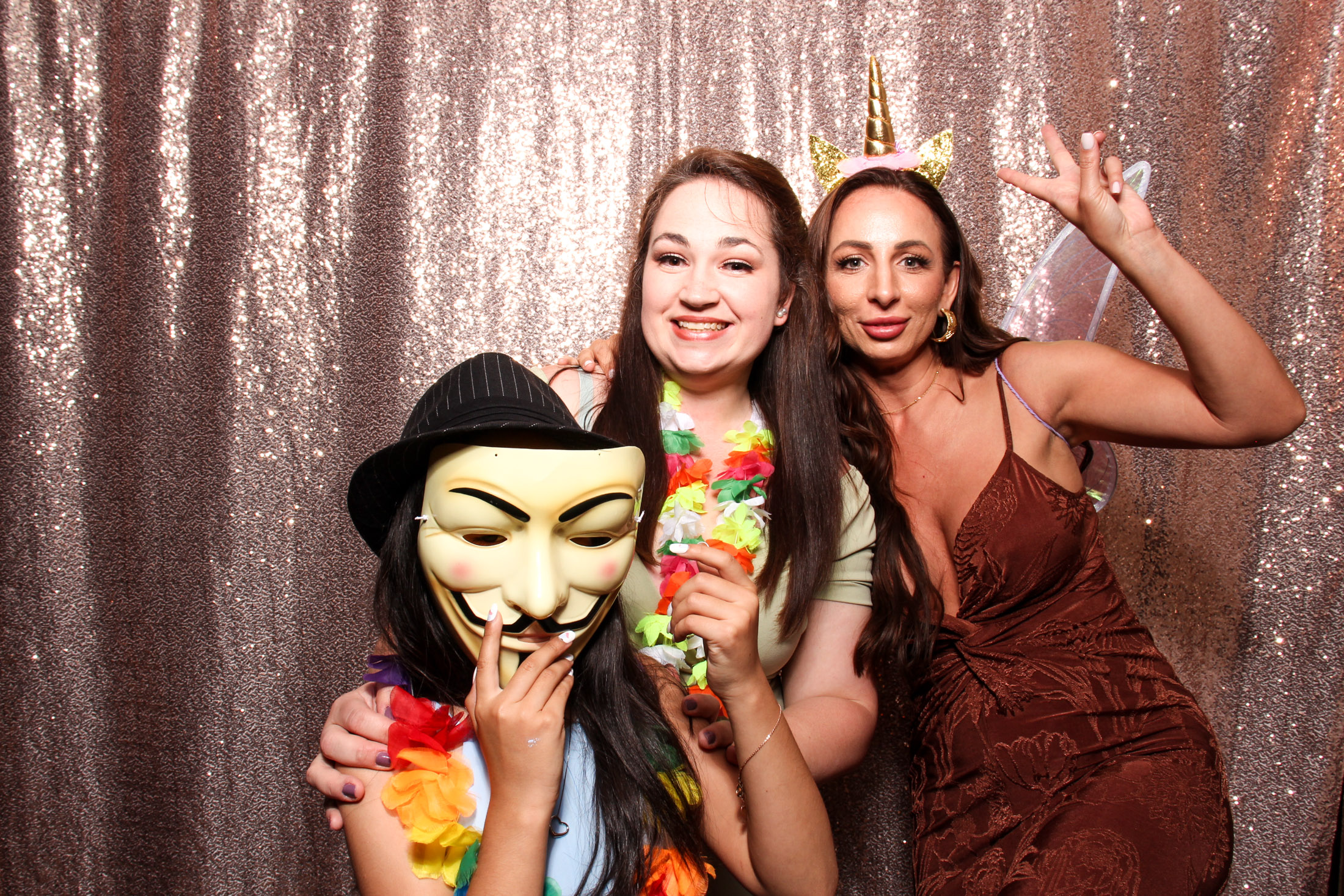 Jasmin & Rob's Wedding | View more photos from the event at gallery.picturematic.co/u/Picturematic/Jasmin-Robs-Wedding