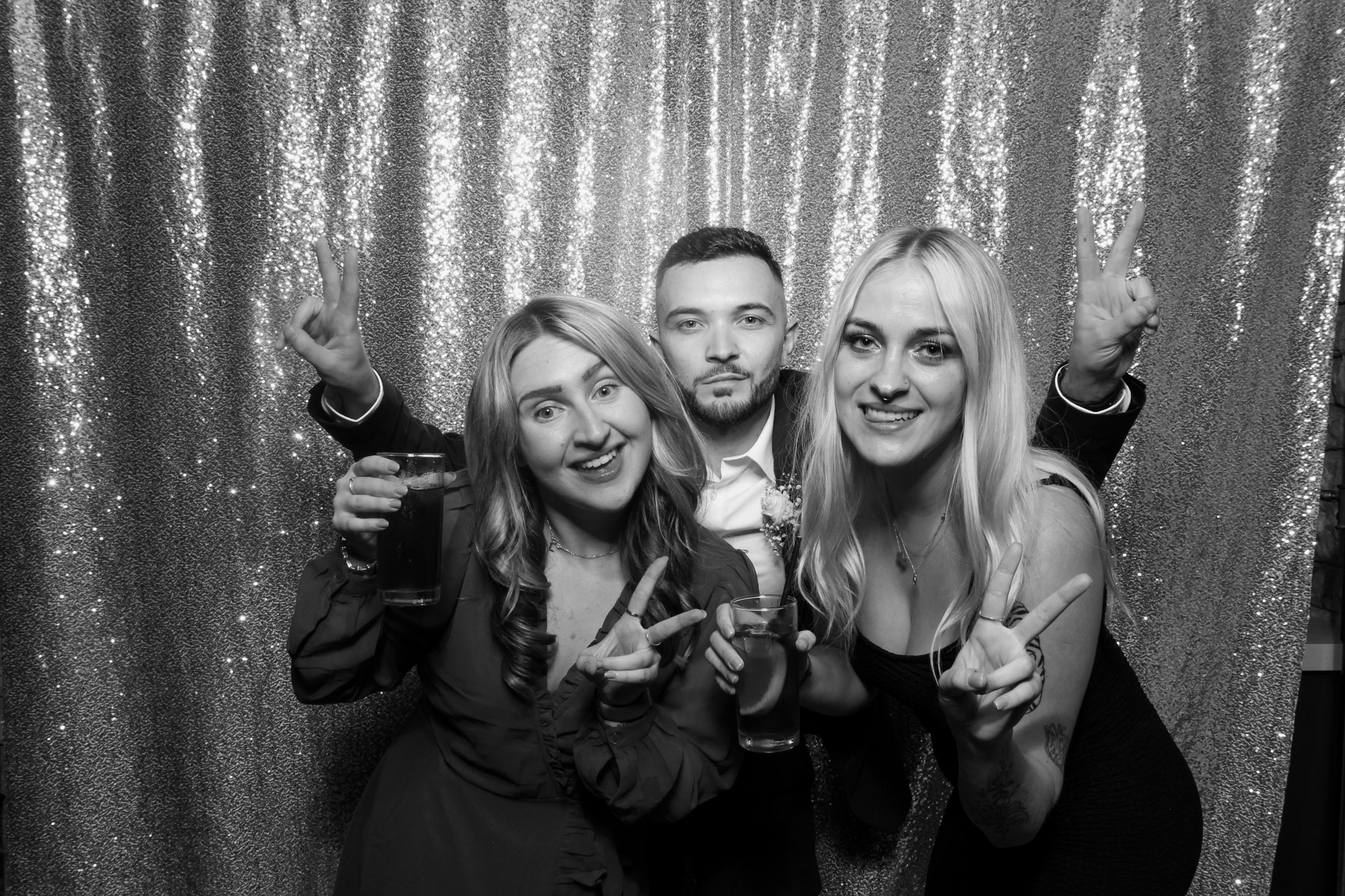 Jasmin & Rob's Wedding | View more photos from the event at gallery.picturematic.co/u/Picturematic/Jasmin-Robs-Wedding