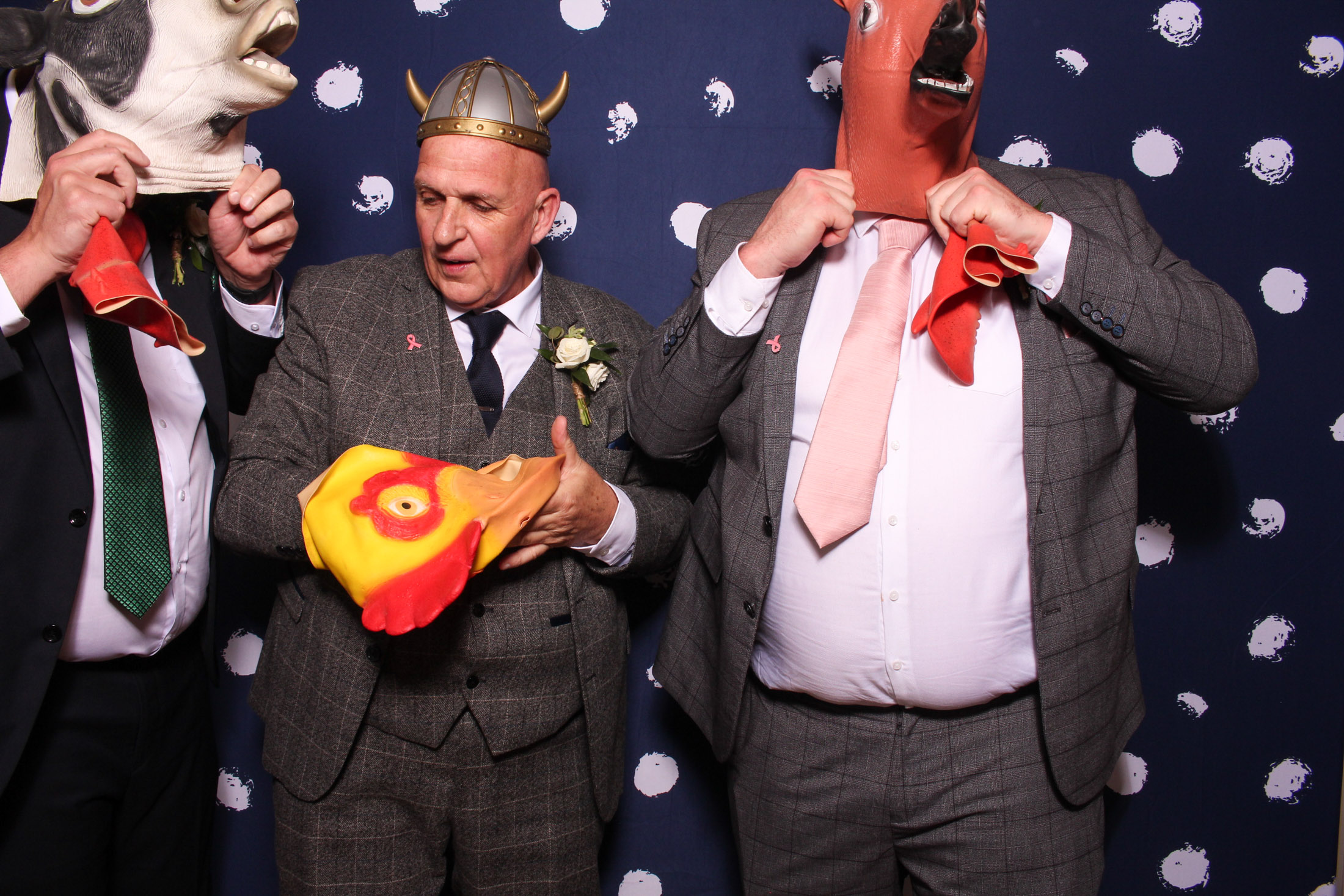 Laura & Josh's Wedding | View more photos from the event at gallery.picturematic.co/u/Picturematic/Laura-Joshs-Wedding